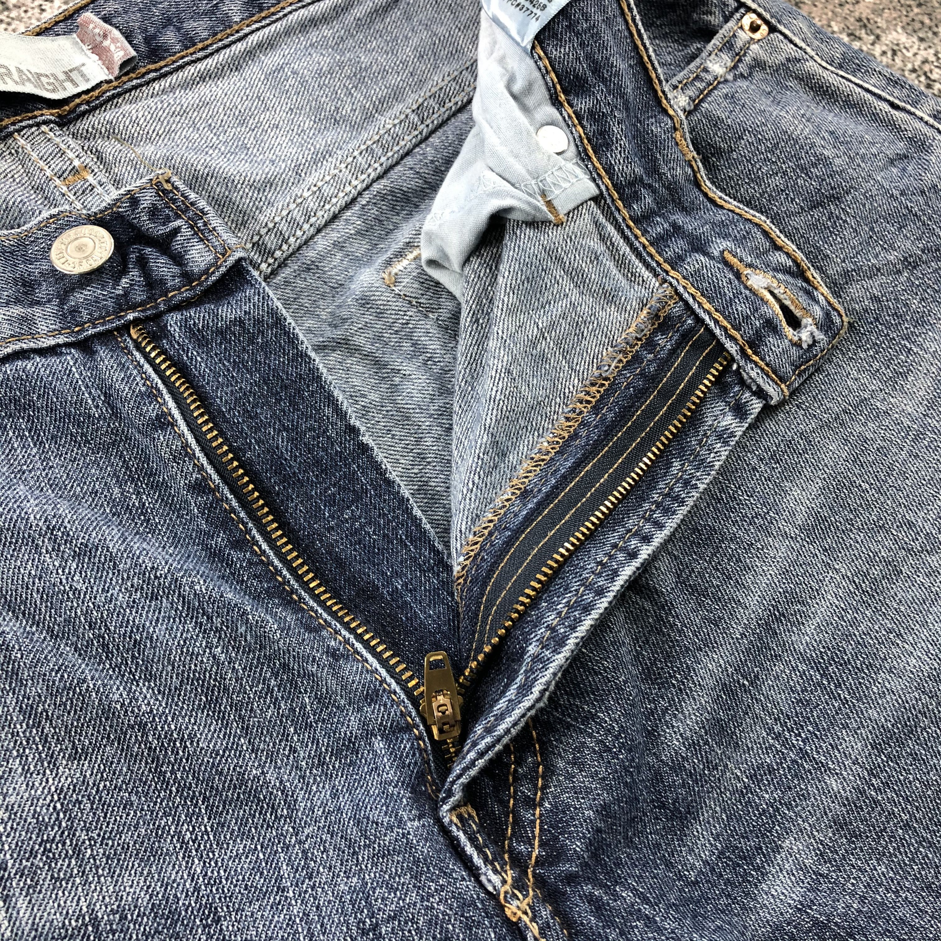 Levi's Vintage Levis 559 Jeans Faded Blue Denim KJ575 Size US 32 / EU 48 - 8 Thumbnail