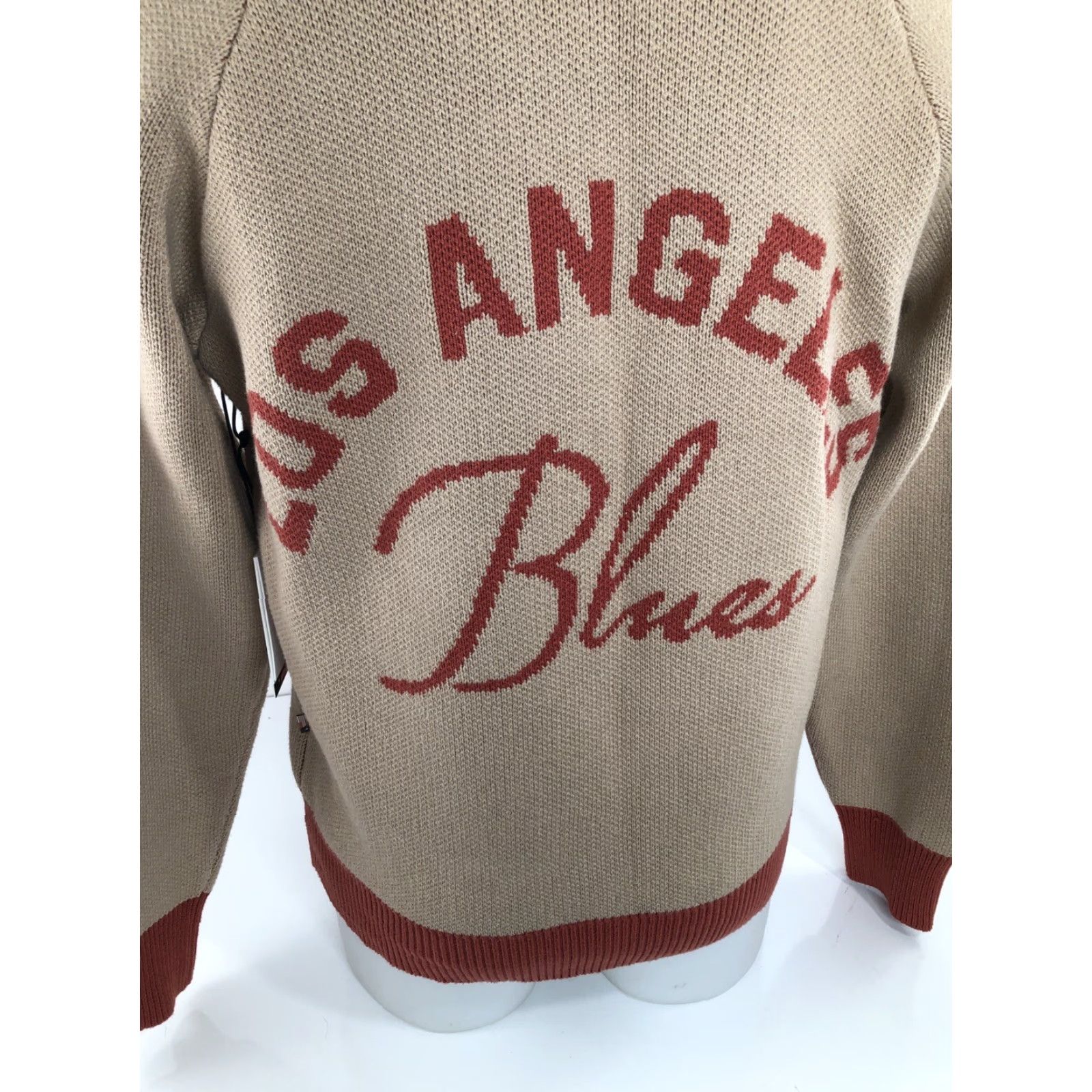 Honor the Gift HONOR THE GIFT Sweater V-Neck Mens Sm Heavy Pullover Blues Angel Oatmeal Knit 90s Los Angeles VNeck Hip Adult Mens Boys? Size US S / EU 44-46 / 1 - 6 Thumbnail