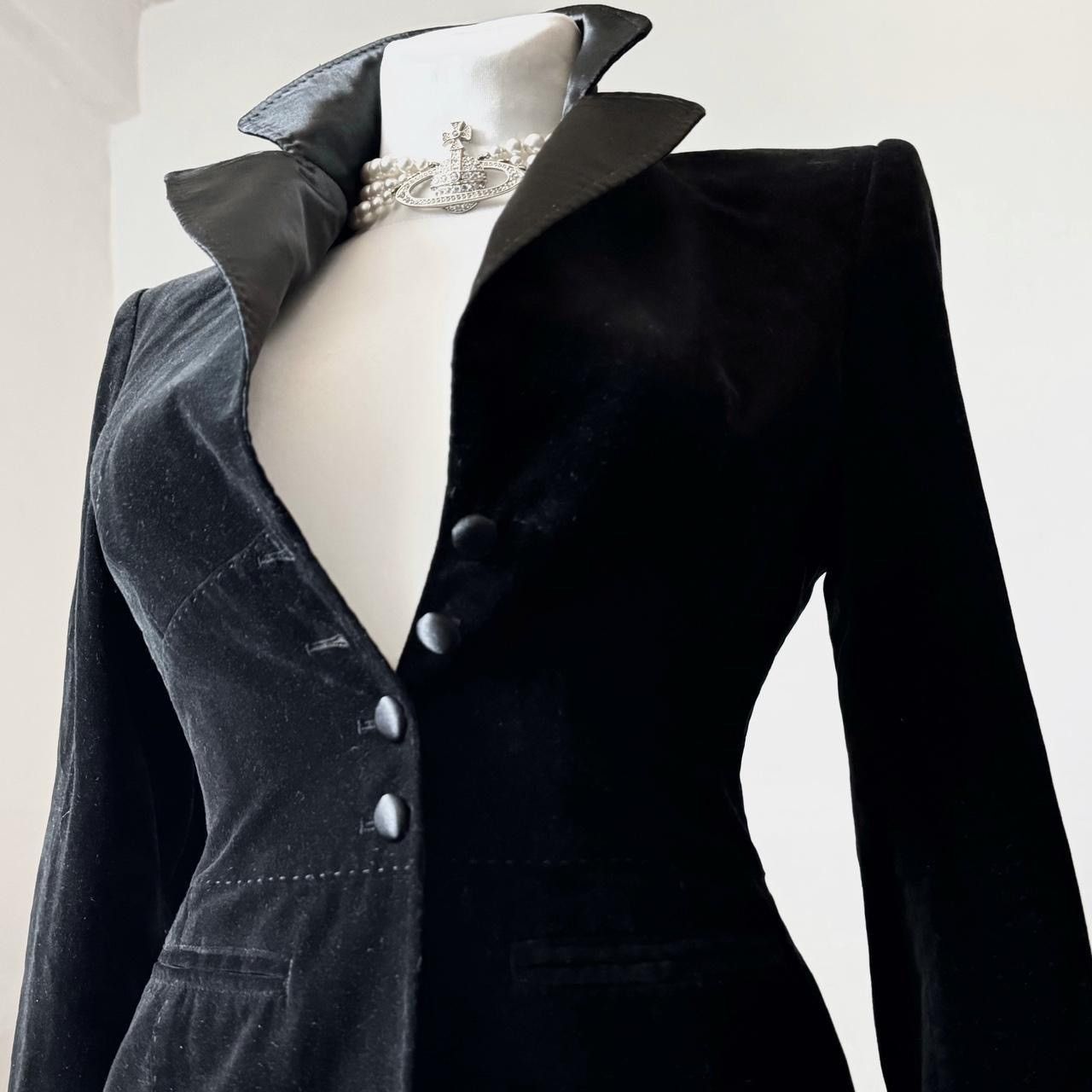 Vintage Victorian dark fashion velvet jacket with lace details Size S / US 4 / IT 40 - 4 Thumbnail