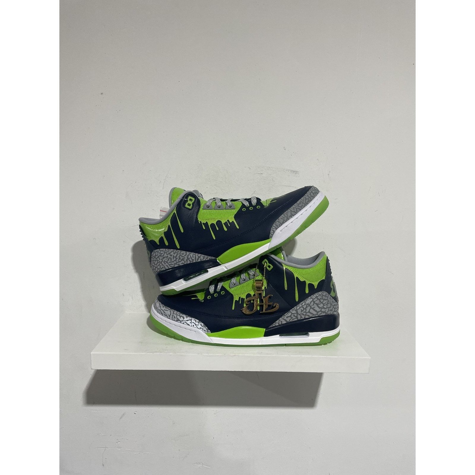 Nike JORDAN 3 RETRO DOERNBECHER HUGO SIZE 11.5 NEW Size US 11.5 / EU 44-45 - 1 Thumbnail