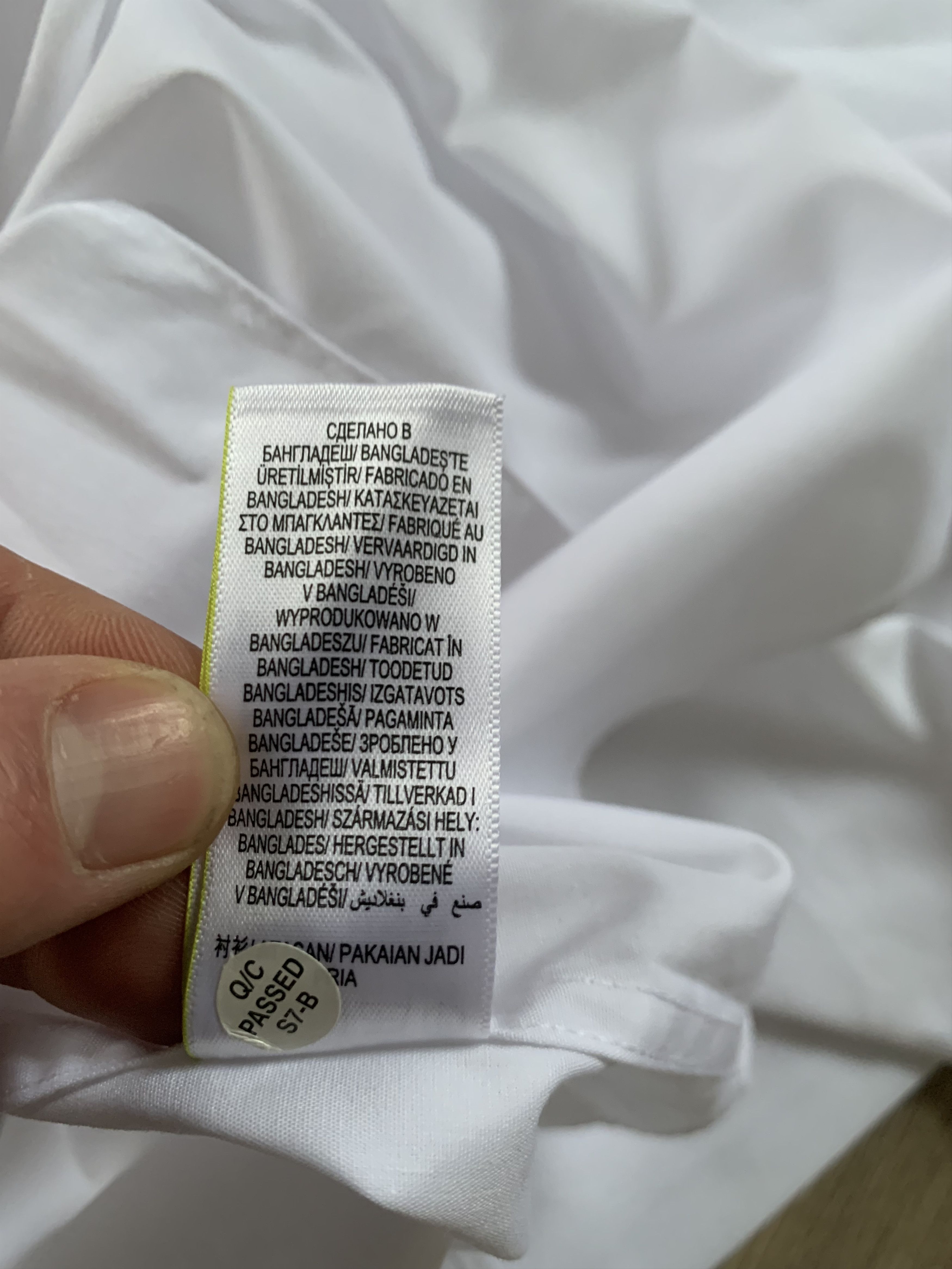 Marks & Spencer Marks & Spencer Classic White Button Up Shirt Size US M / EU 48-50 / 2 - 8 Thumbnail