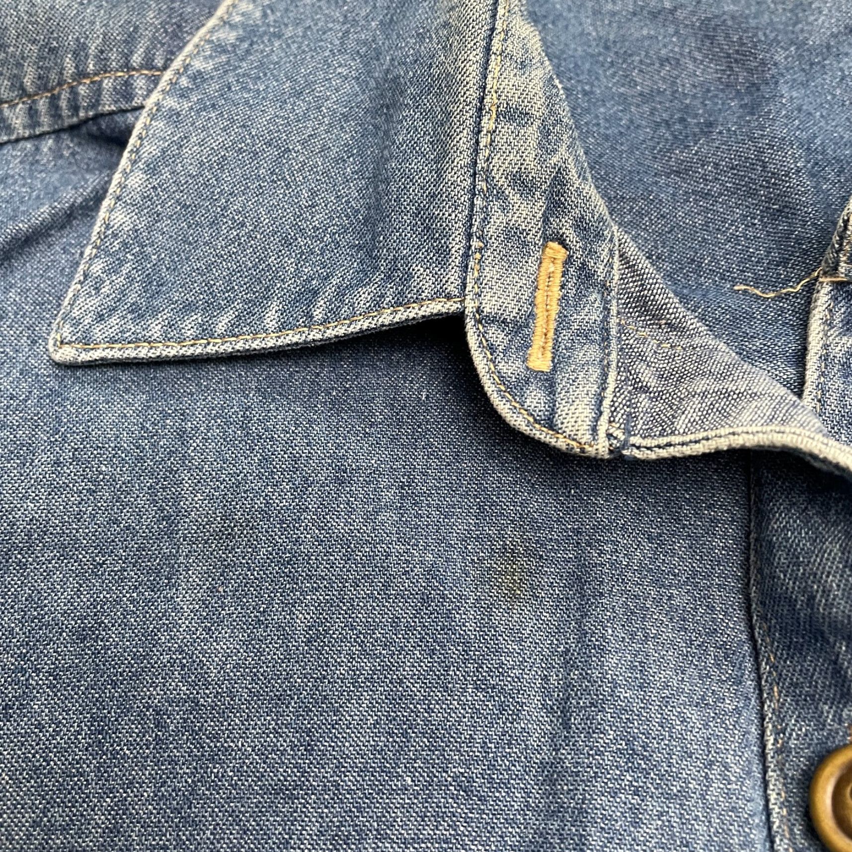 JM Collection Jm Collection Denim Button Down Shirt Womens 18 Blue Medium Wash Long Sleeve Top Size XXL / US 16-18 / IT 52-54 - 4 Thumbnail