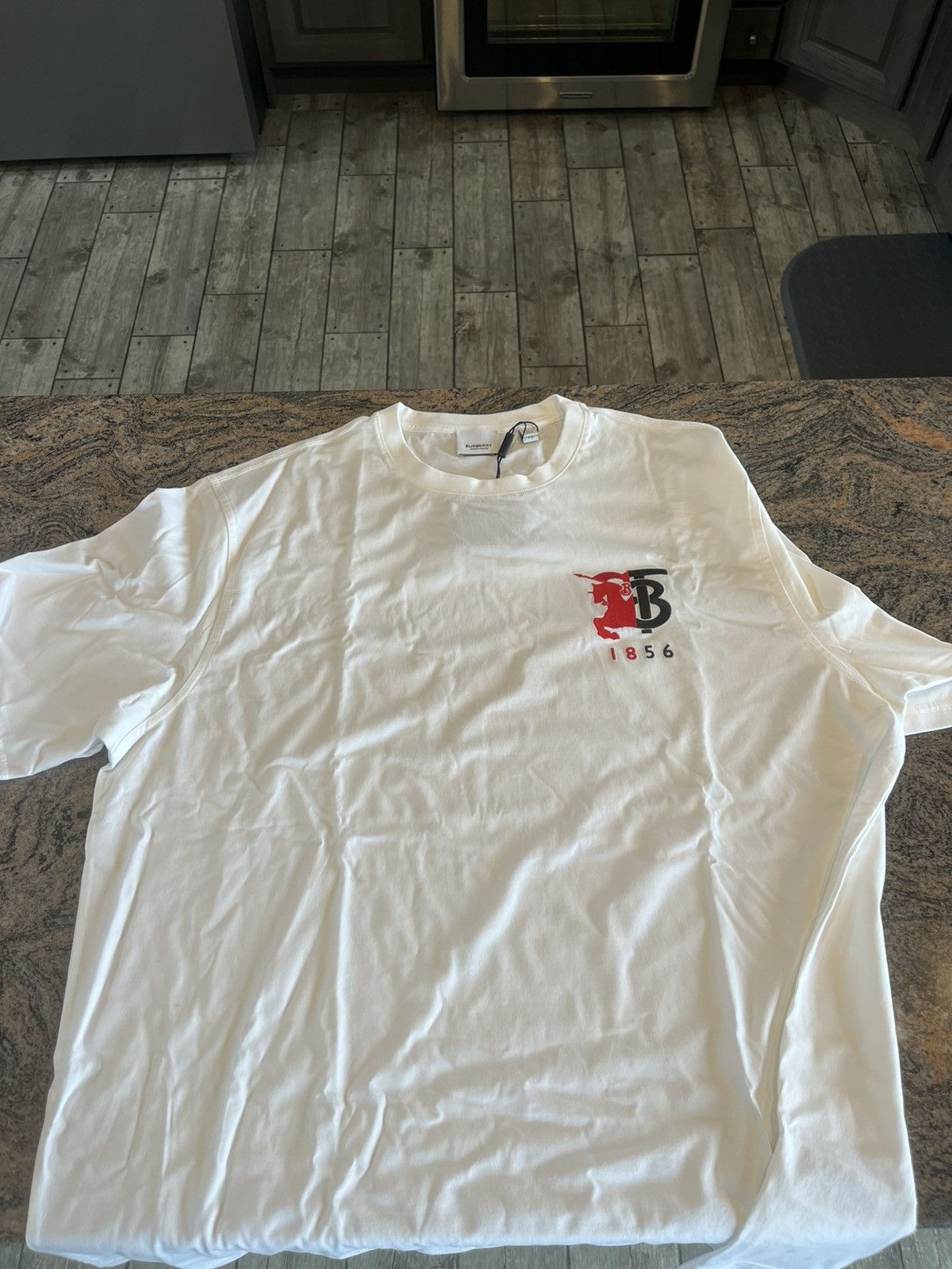 Burberry Burberry Embroidered Logo T Shirt Size US XL / EU 56 / 4 - 3 Thumbnail