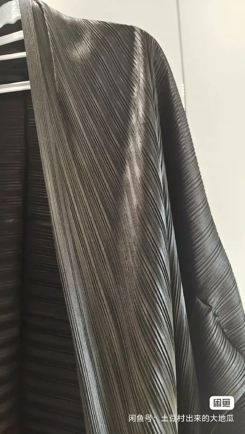 Issey Miyake Issey Miyake size:one size Black horizontal striped grand Size XS / US 0-2 / IT 36-38 - 5 Thumbnail