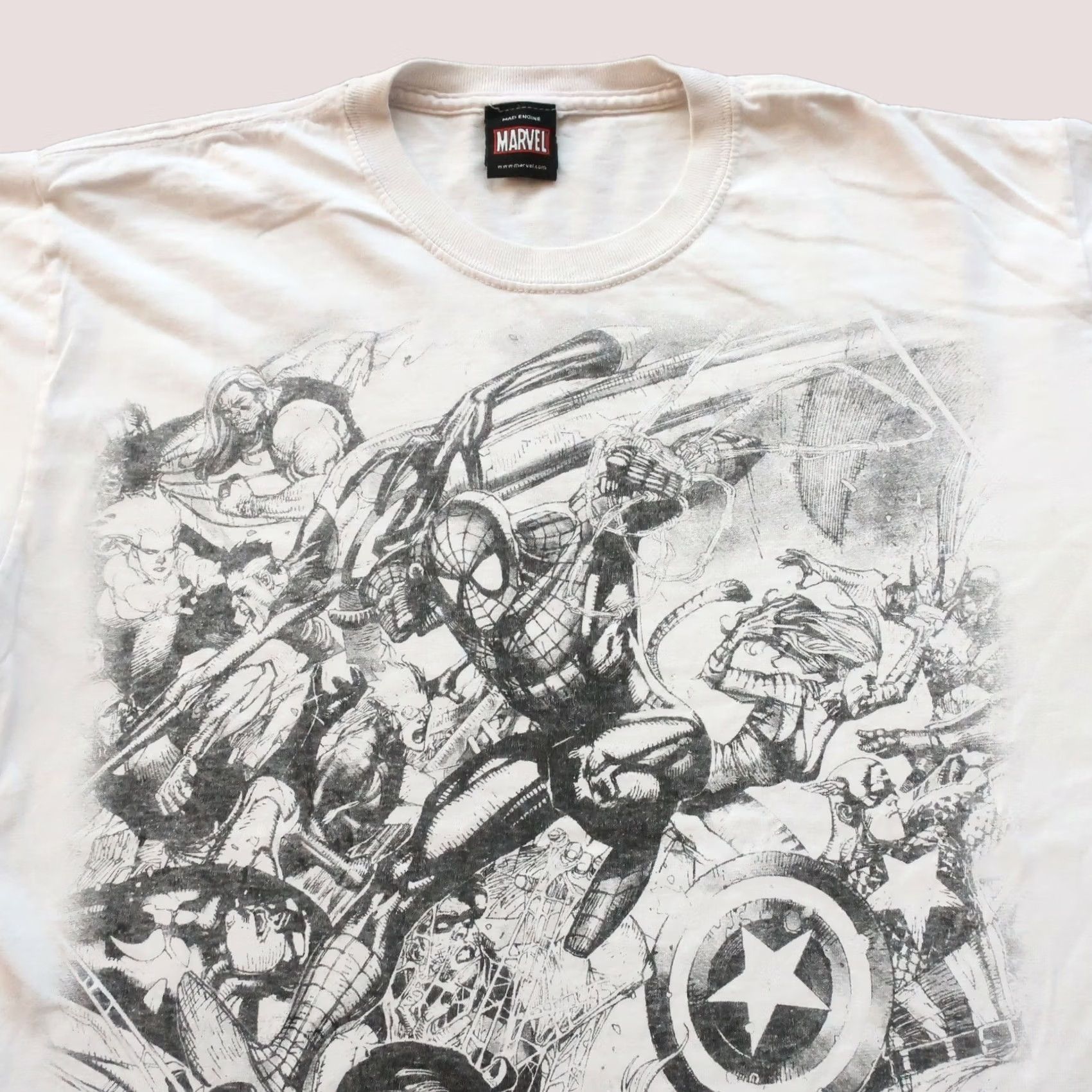Vintage VINTAGE Marvel Comics Mad Engine Avengers Tshirt Spider Man Wolverine Mens XL Black XS? Size US XL / EU 56 / 4 - 1 Thumbnail