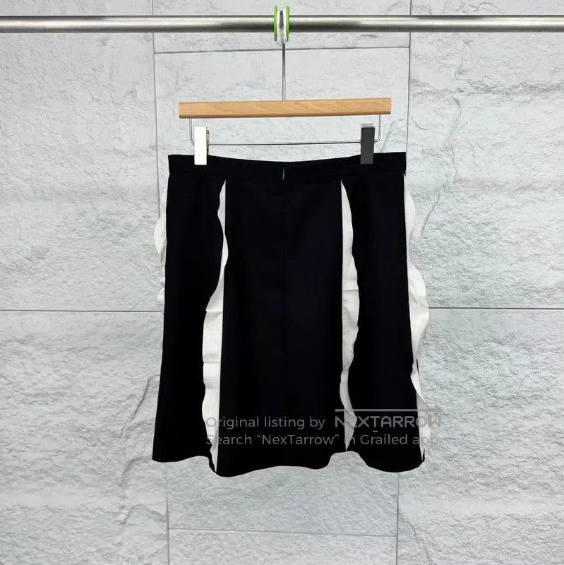Valentino Valentino Black Cotton Women's Skirt . Size 28" / US 6 / IT 42 - 1 Thumbnail