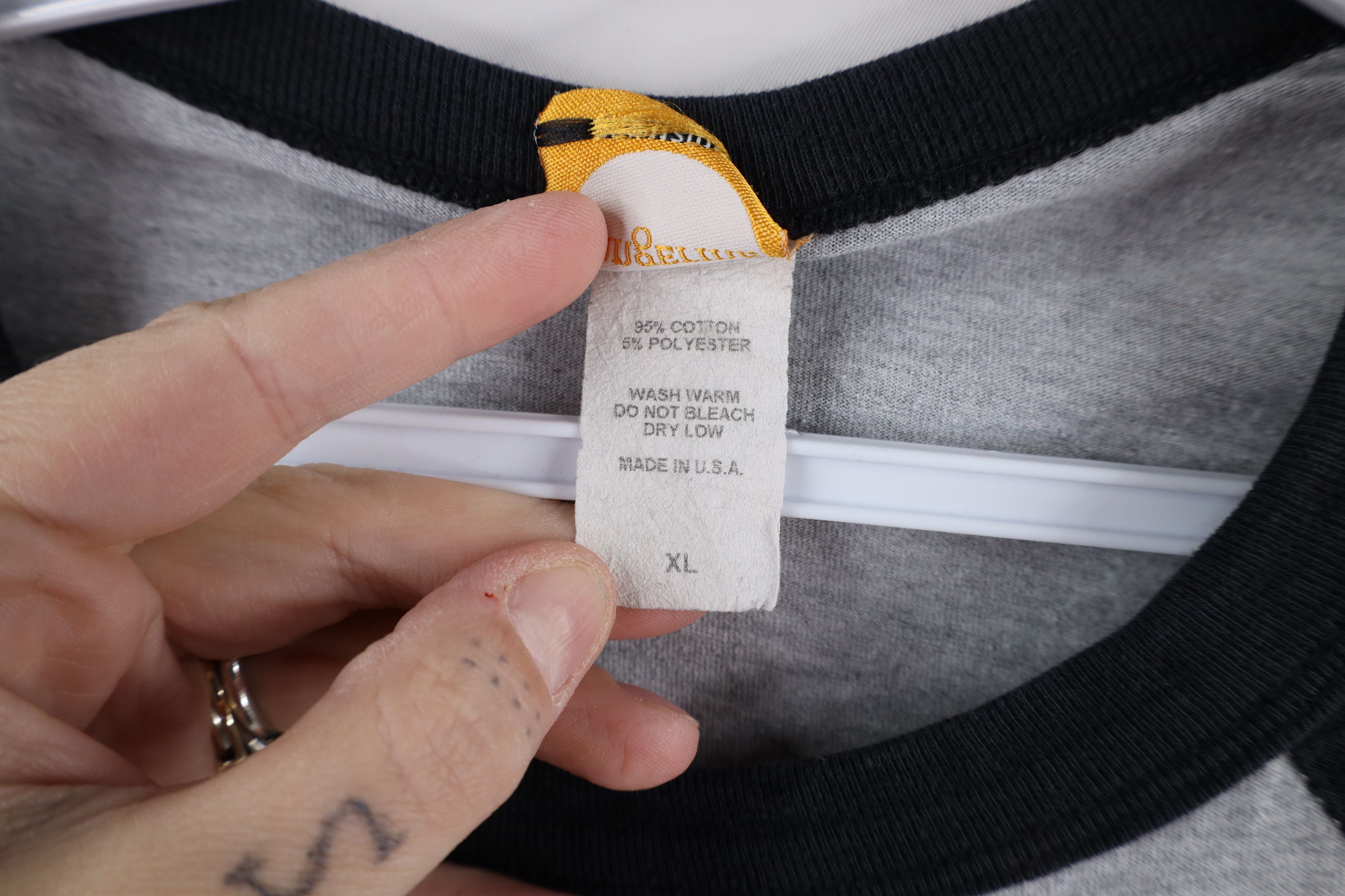 Vintage Vintage Captain Morgan Tattoo 3/4 Raglan T-Shirt USA Size US XL / EU 56 / 4 - 9 Thumbnail