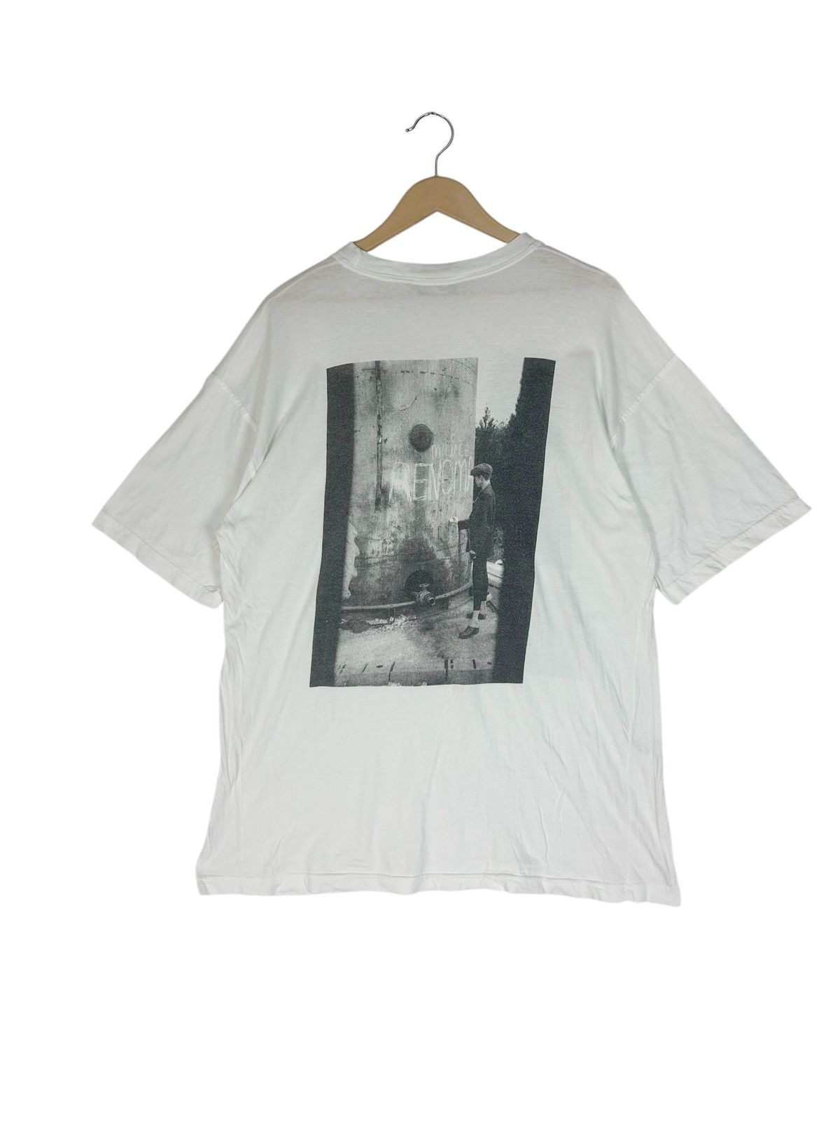 Renoma × Vintage Vintage 90s Up Renoma “graffiti Boy” Photo print white tee Size US L / EU 52-54 / 3 - 1 Thumbnail