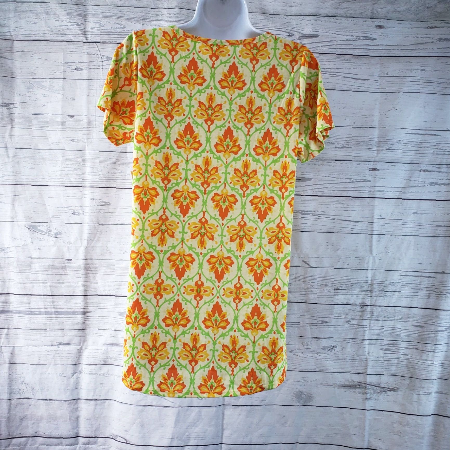 Vintage LuLaRoe Womens Classic T Sz S Yellow Orange Floral Short Sleeve Shirt Womens Shirts T-Shirt Tunic Casual Vintage: No Gender: Womens Size 28" / US 6 / IT 42 - 4 Thumbnail