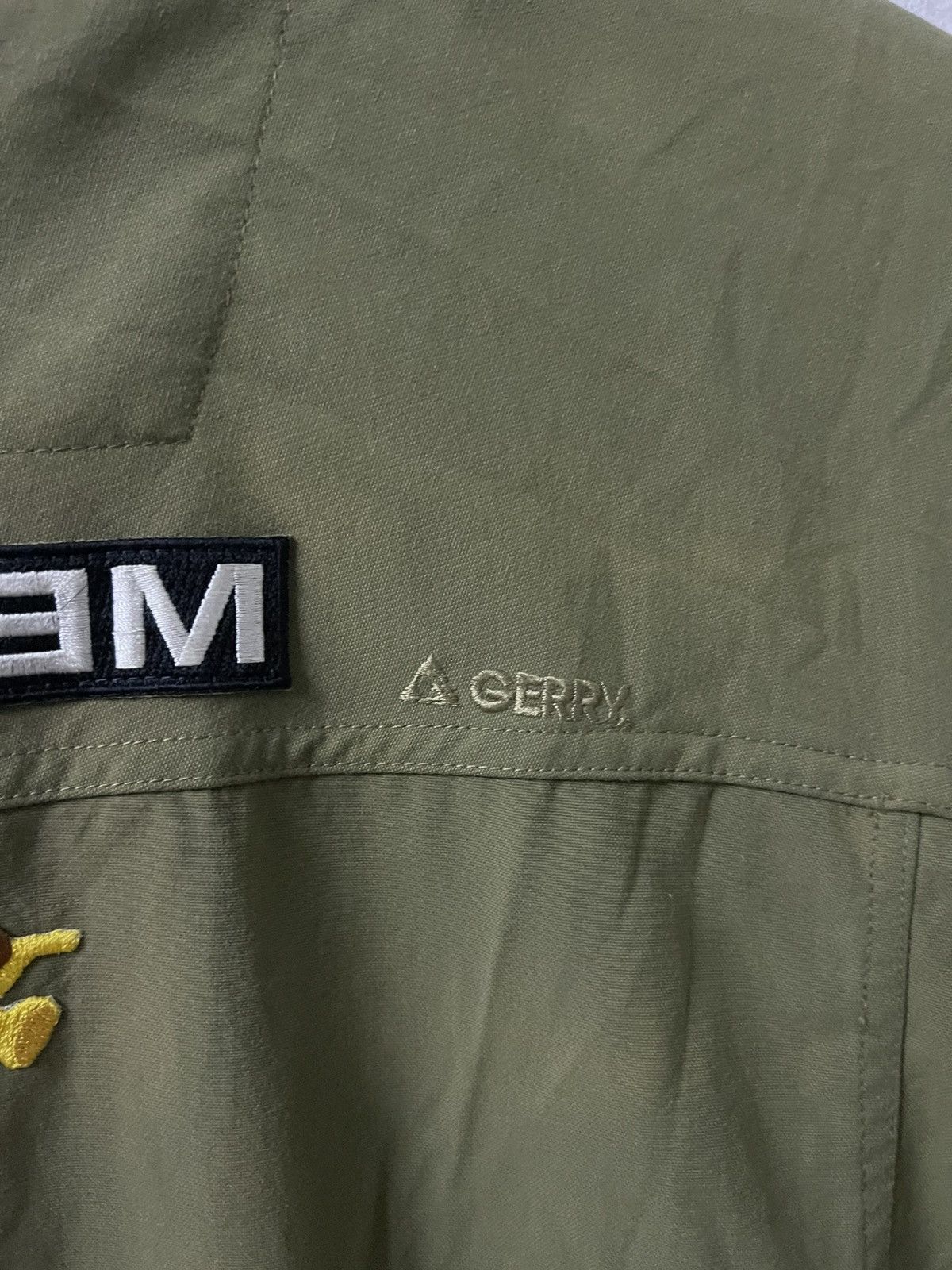 Vintage Vintage GERRY Performance Outdoor Jacket With Patches Size US L / EU 52-54 / 3 - 15 Thumbnail