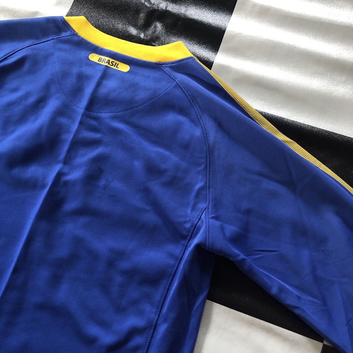 Other Brazil World Cup Away Kits Jersey 2010 Long Sleeve Shirt Size US M / EU 48-50 / 2 - 6 Thumbnail