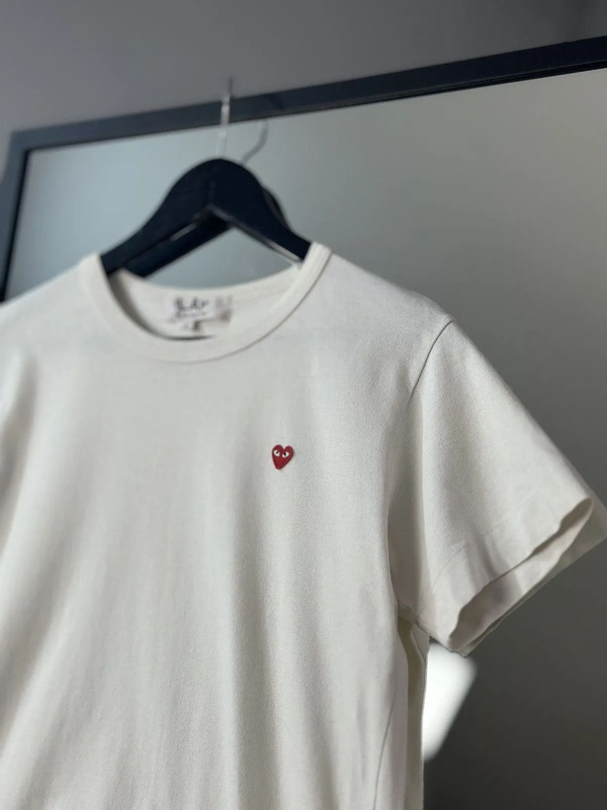 Other Comme des Garcons PLAY CDG Heart With Blue Eyes T-shirt Size L / US 10 / IT 46 - 7 Thumbnail