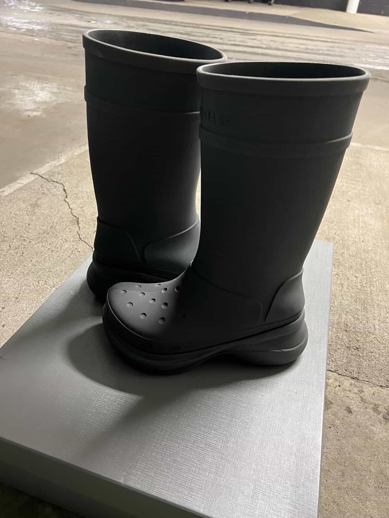 Balenciaga × Crocs Balenciaga croc boots Size US 10 / EU 43 - 3 Thumbnail