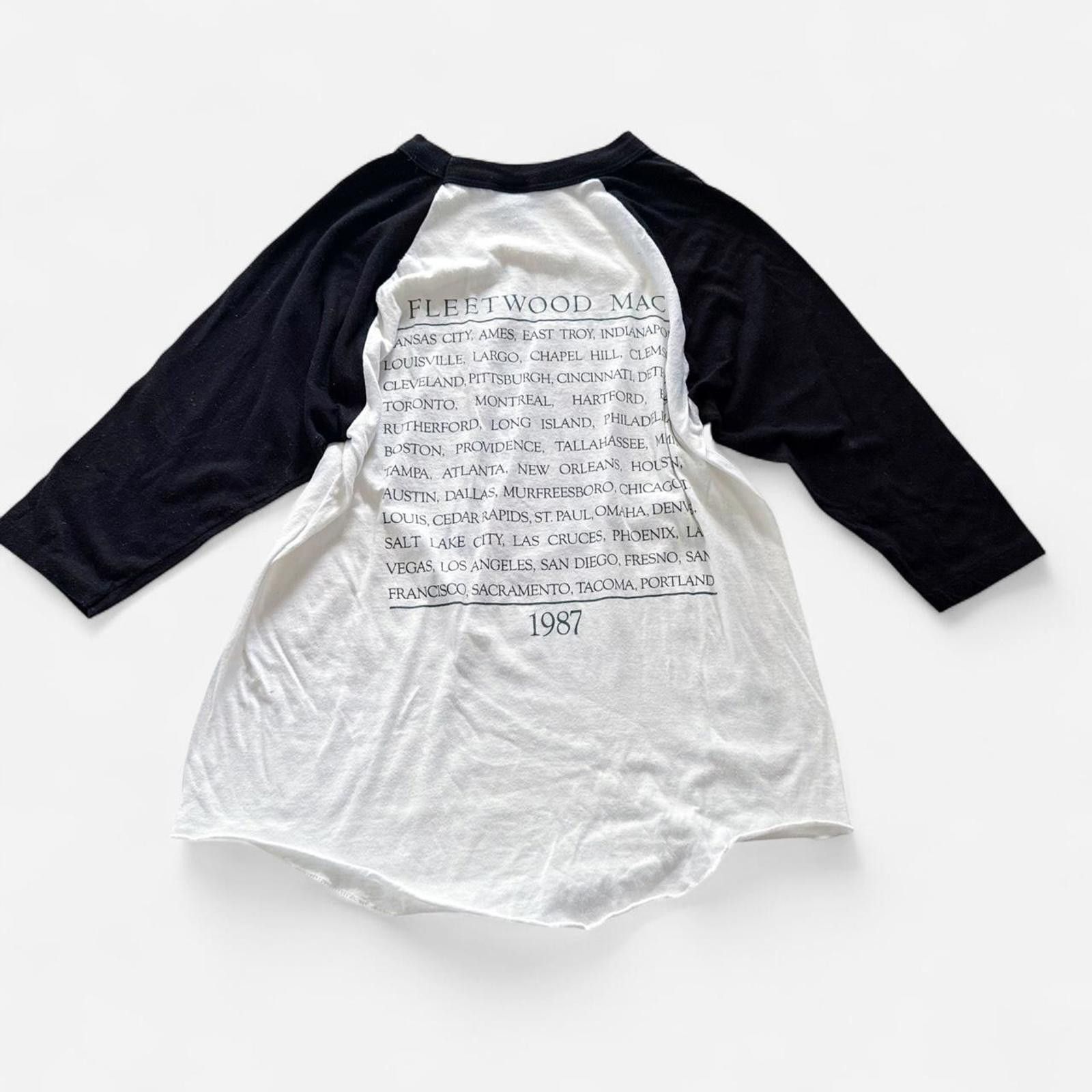 Other Vintage Fleetwood Mac “The Mac Is Back” 1987 Tour Baseball T Size US XL / EU 56 / 4 - 5 Thumbnail