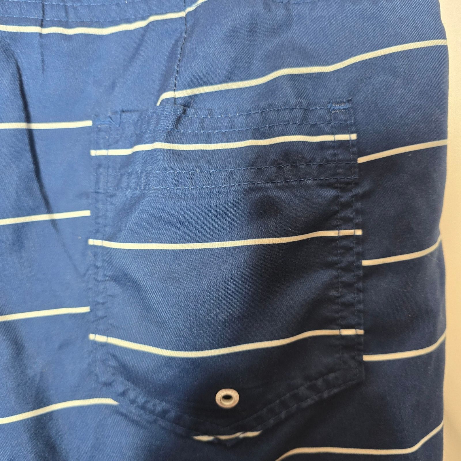 Hollister Hollister Blue Red White Stripe Swim Shorts Trunks Size 30 Size US 30 / EU 46 - 3 Thumbnail