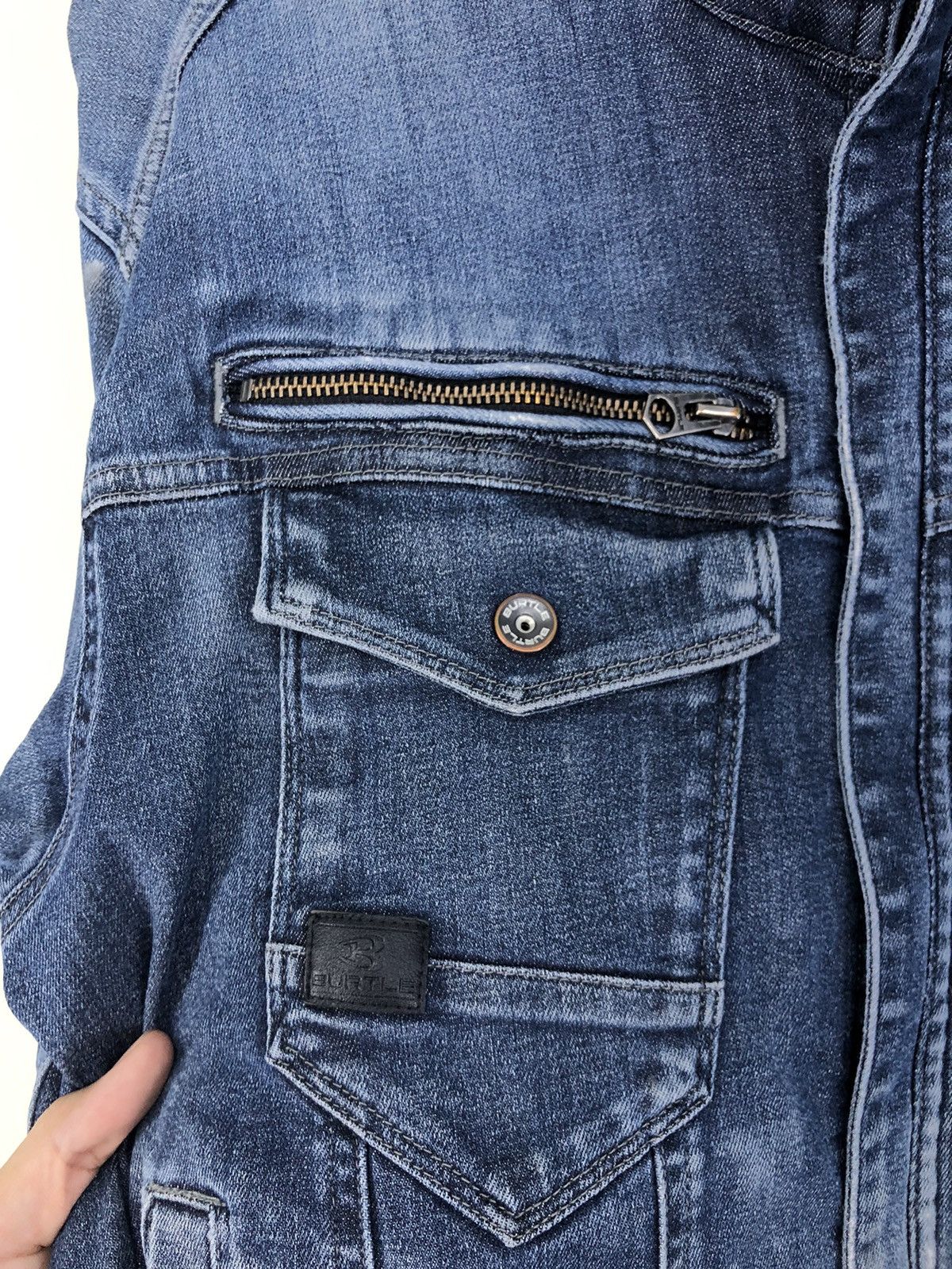 Japanese Brand Vintage Burtle Distressed Denim Workwear Jacket Size US L / EU 52-54 / 3 - 10 Thumbnail