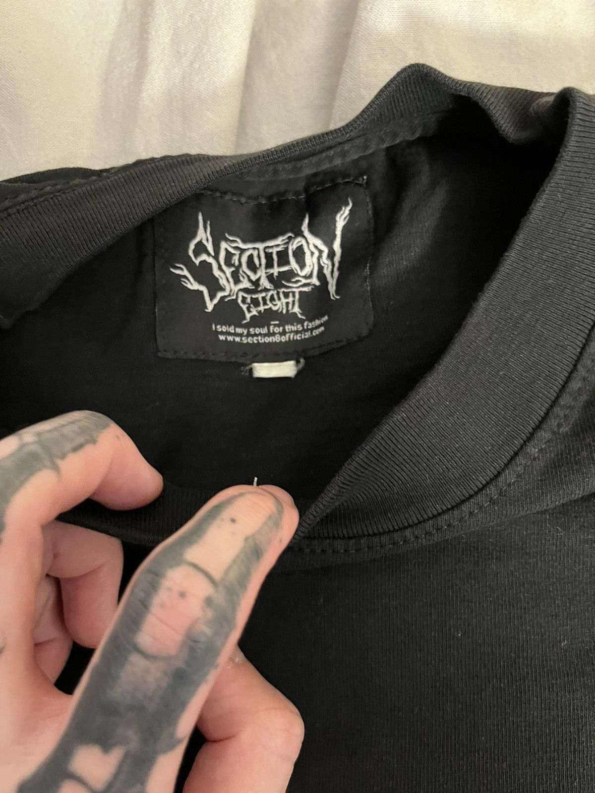 Section 8 Section 8 Cerberus dog tee Size US L / EU 52-54 / 3 - 3 Thumbnail