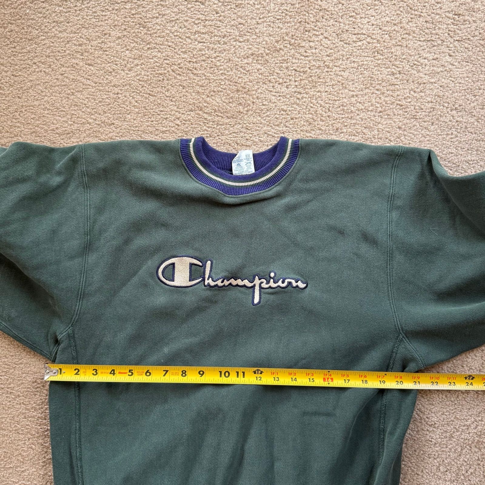 Champion vtg 90’s Champion Spell Out Reverse Weave Sweatshirt Sz L Size US L / EU 52-54 / 3 - 6 Thumbnail