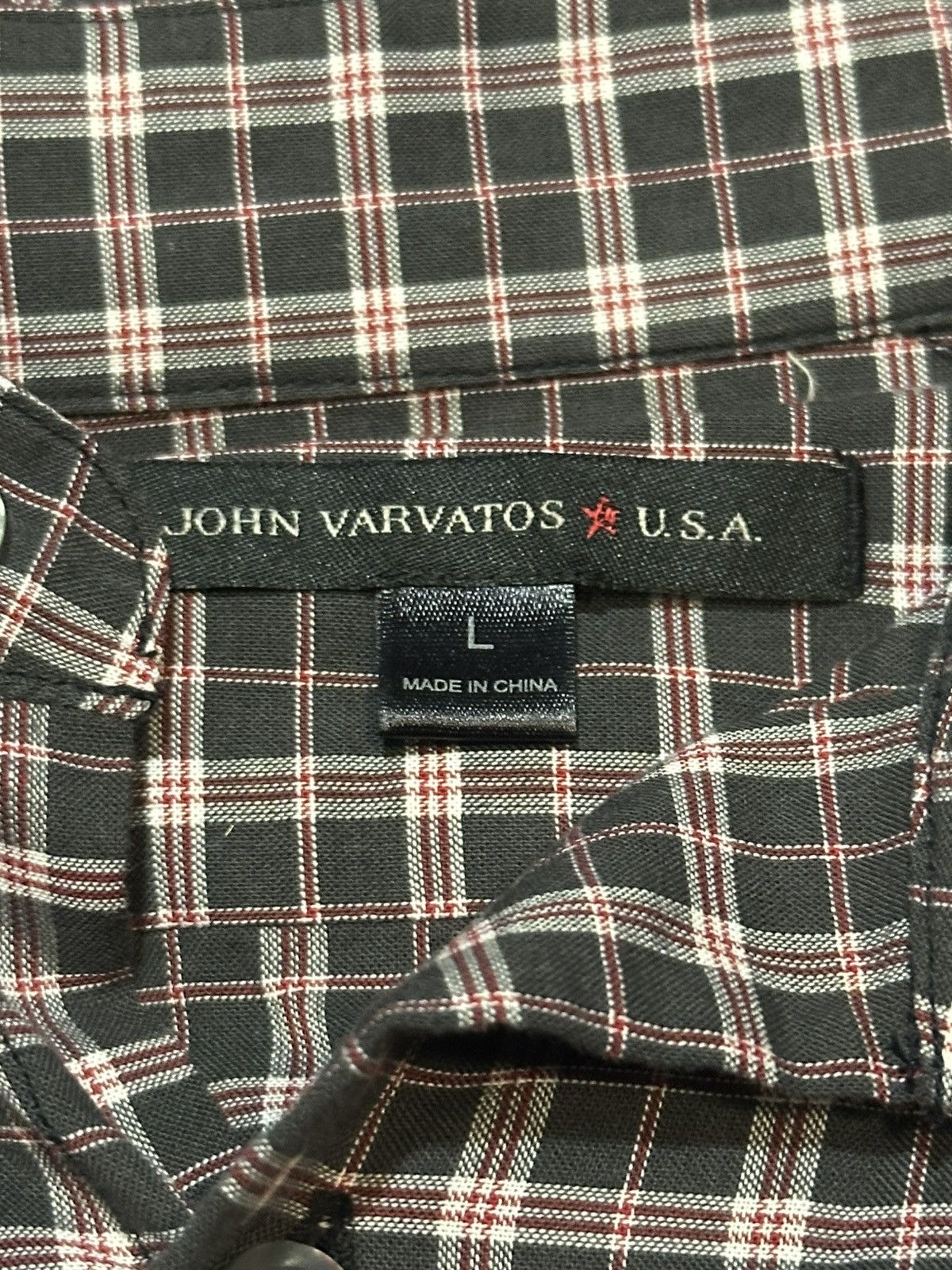John Varvatos John Varvatos Black/Red Button Up Size US L / EU 52-54 / 3 - 2 Thumbnail
