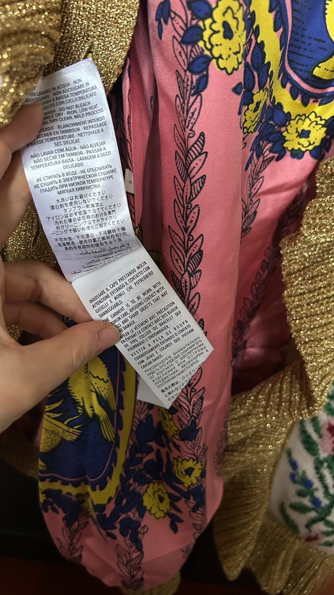 Gucci Gucci Gold silk floral thick sweater 2501-Nextarrow Size US S / EU 44-46 / 1 - 5 Thumbnail