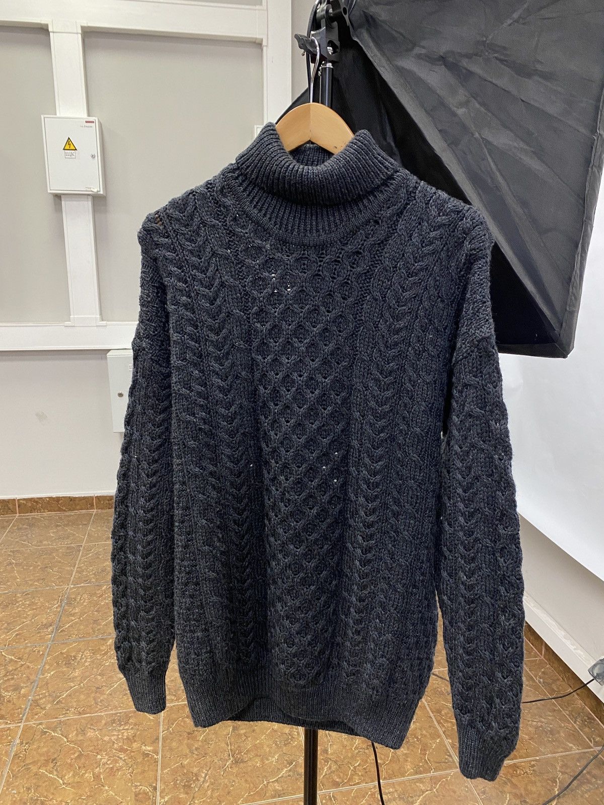 Aran Sweater Market 🇮🇪 Aran Islands Ireland Sweater Market Merino Wool Rare Retro Size US M / EU 48-50 / 2 - 1 Thumbnail