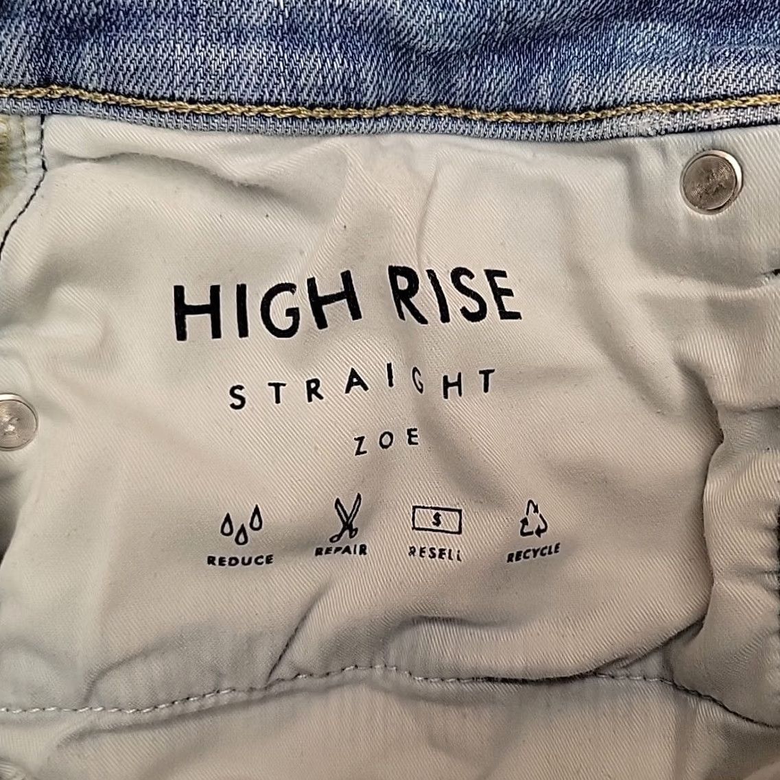 Lucky Brand Lucky Brand Jeans Women 10 Faded Blue Denim Zoe High Rise Straight Leg Pants Buds 90s USA American Denim Jeans Women 10 Boyz? Size 32" / US 10 / IT 46 - 6 Thumbnail