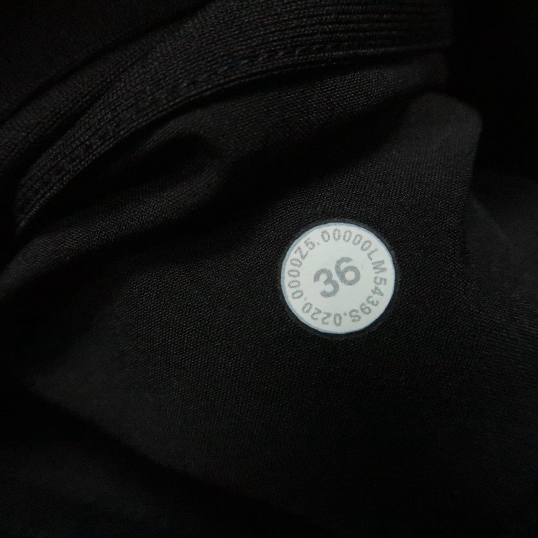 Lululemon Lululemon Pants Mens 36 Black Slim Fit Dress Athletic Trousers Office Travel Warpstreme Size US 36 / EU 52 - 7 Thumbnail