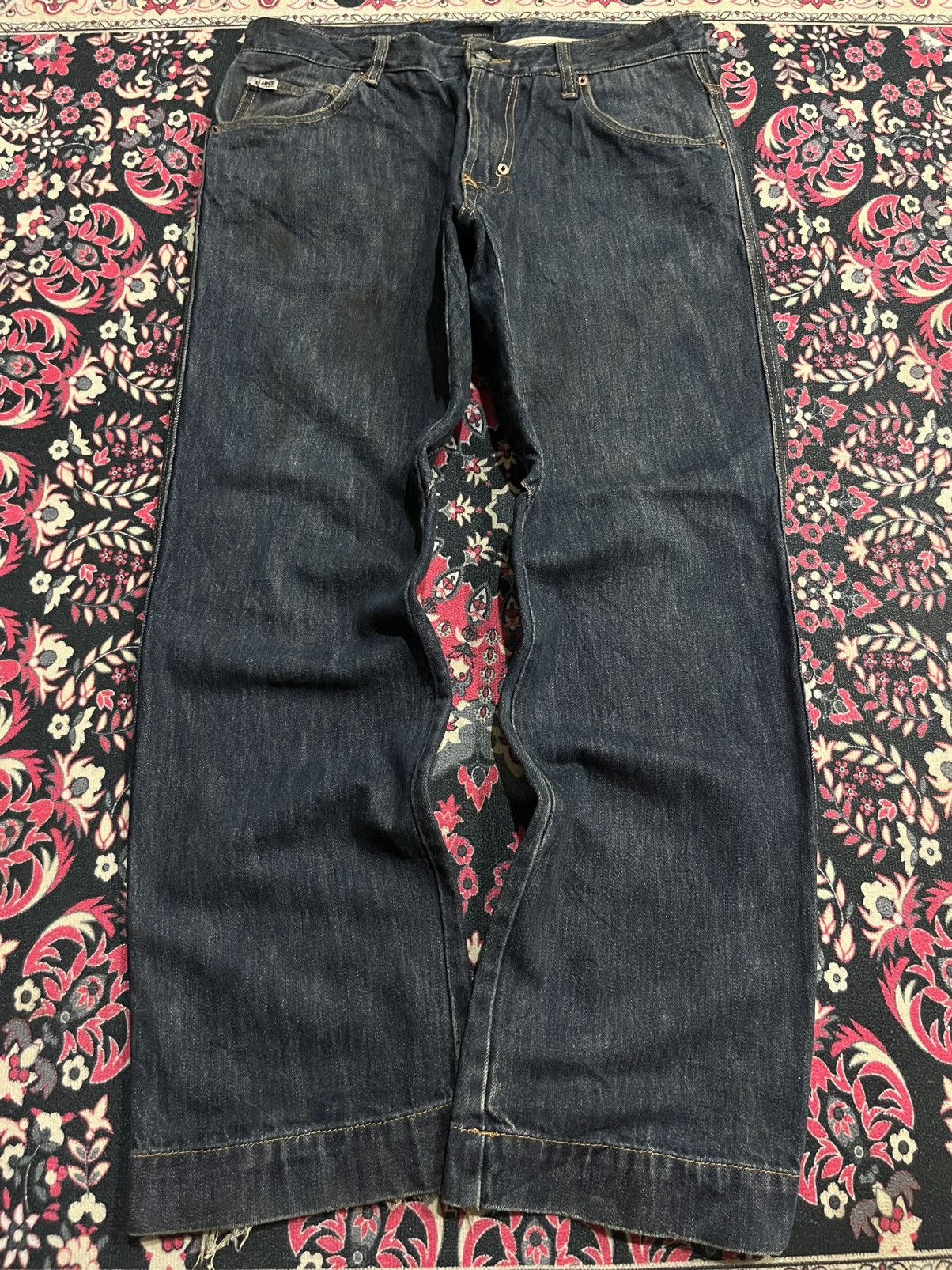 X-LARGE Vintage X-Large Dark Blue Washed Frayed Leg Loose Jeans Size US 32 / EU 48 - 1 Thumbnail