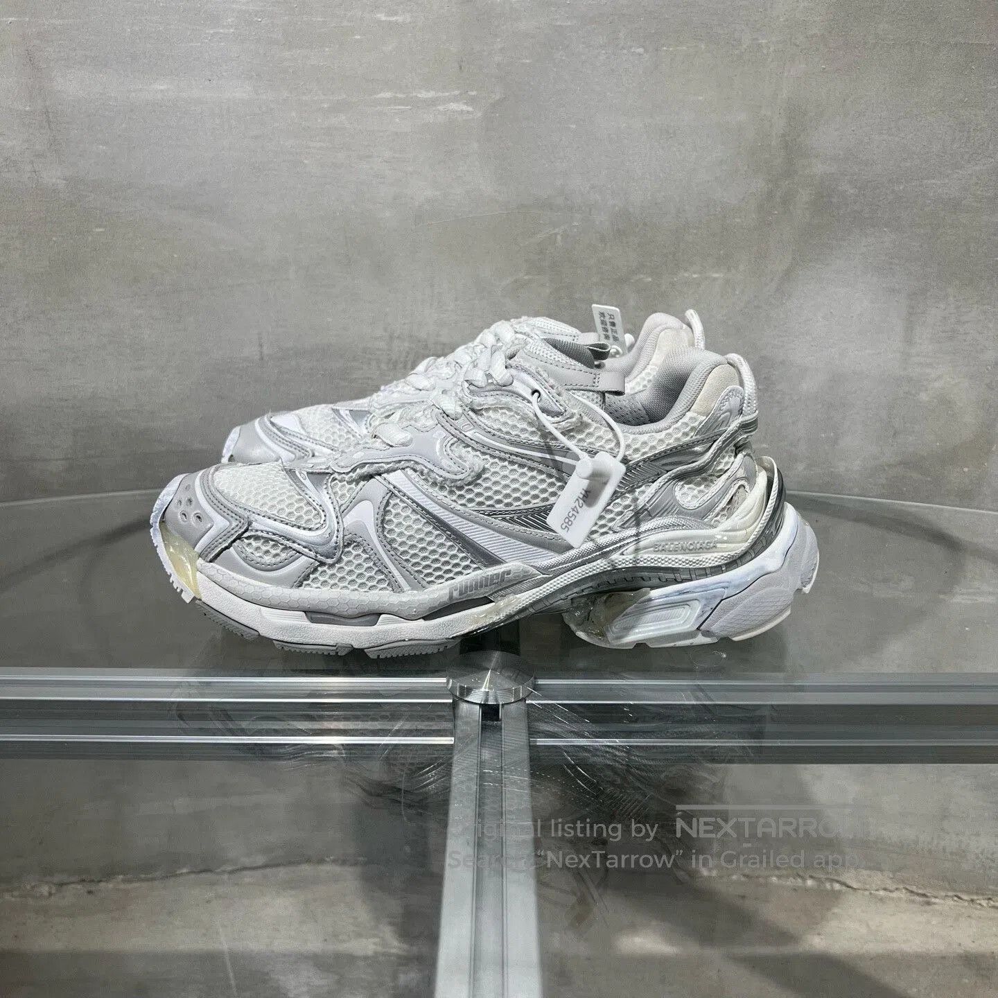 Balenciaga Balenciaga Runner 2.0 Silver-White. Size US 8 / EU 41 - 3 Thumbnail