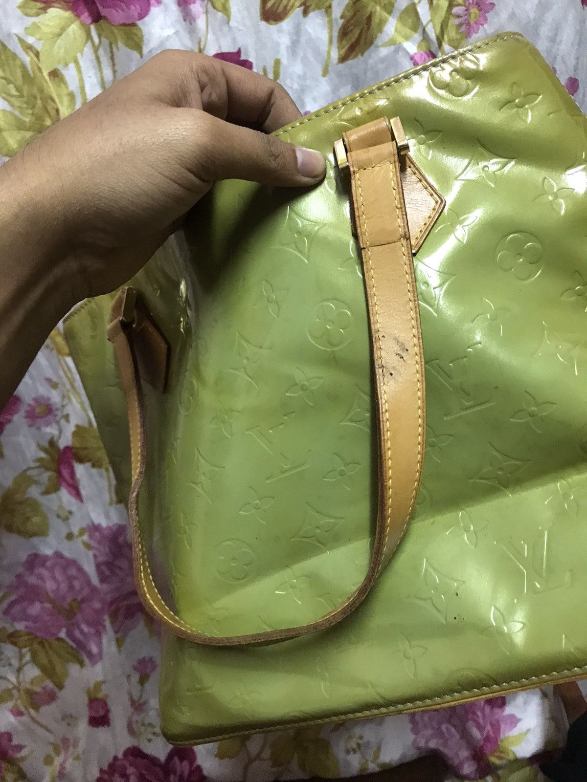 Louis Vuitton Authentic Louis Vuitton Vernis Size ONE SIZE - 9 Thumbnail