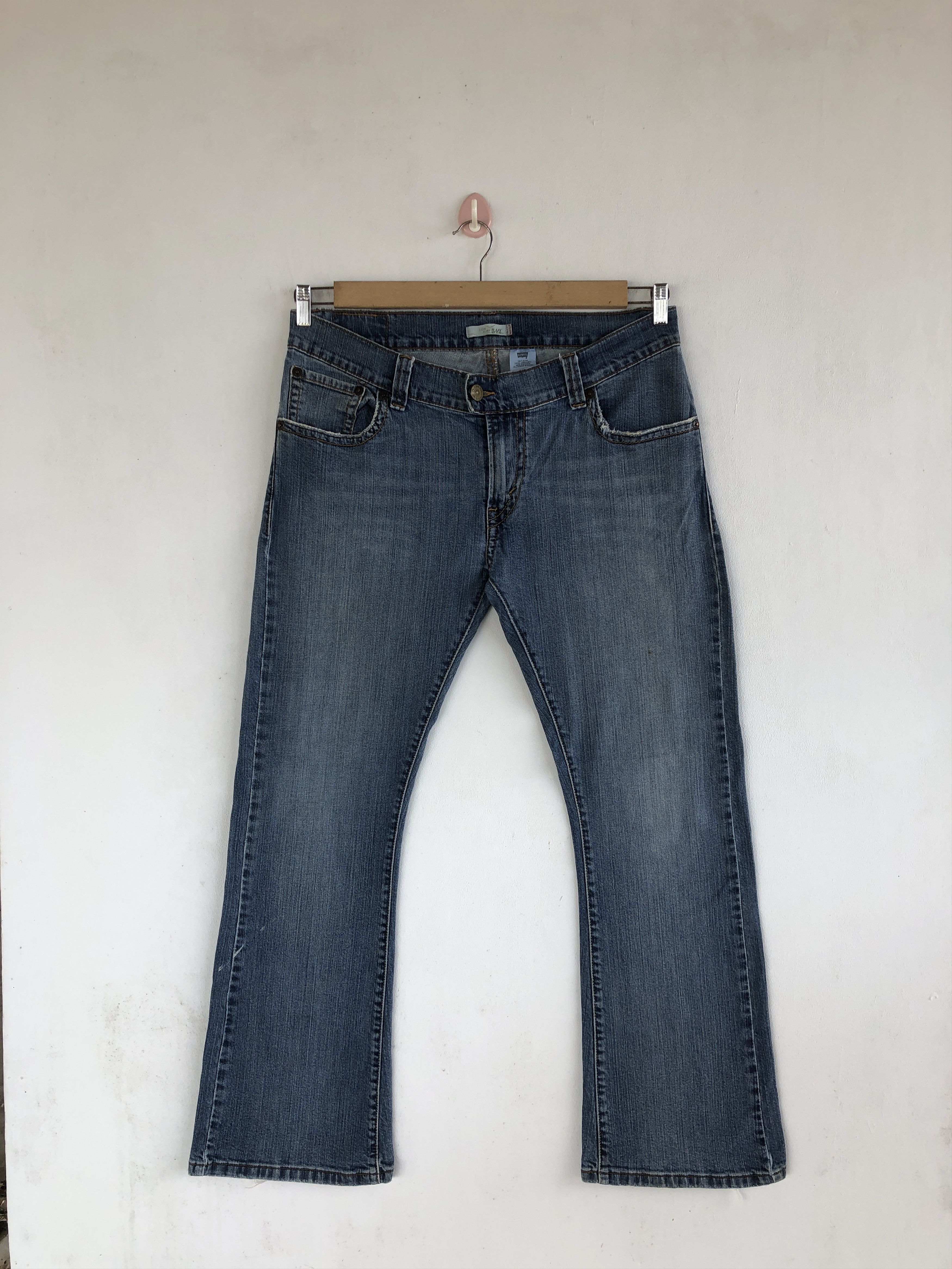 Vintage Levis 547 Jeans Boot Cut Flare Denim Wide Leg Pants Bottoms