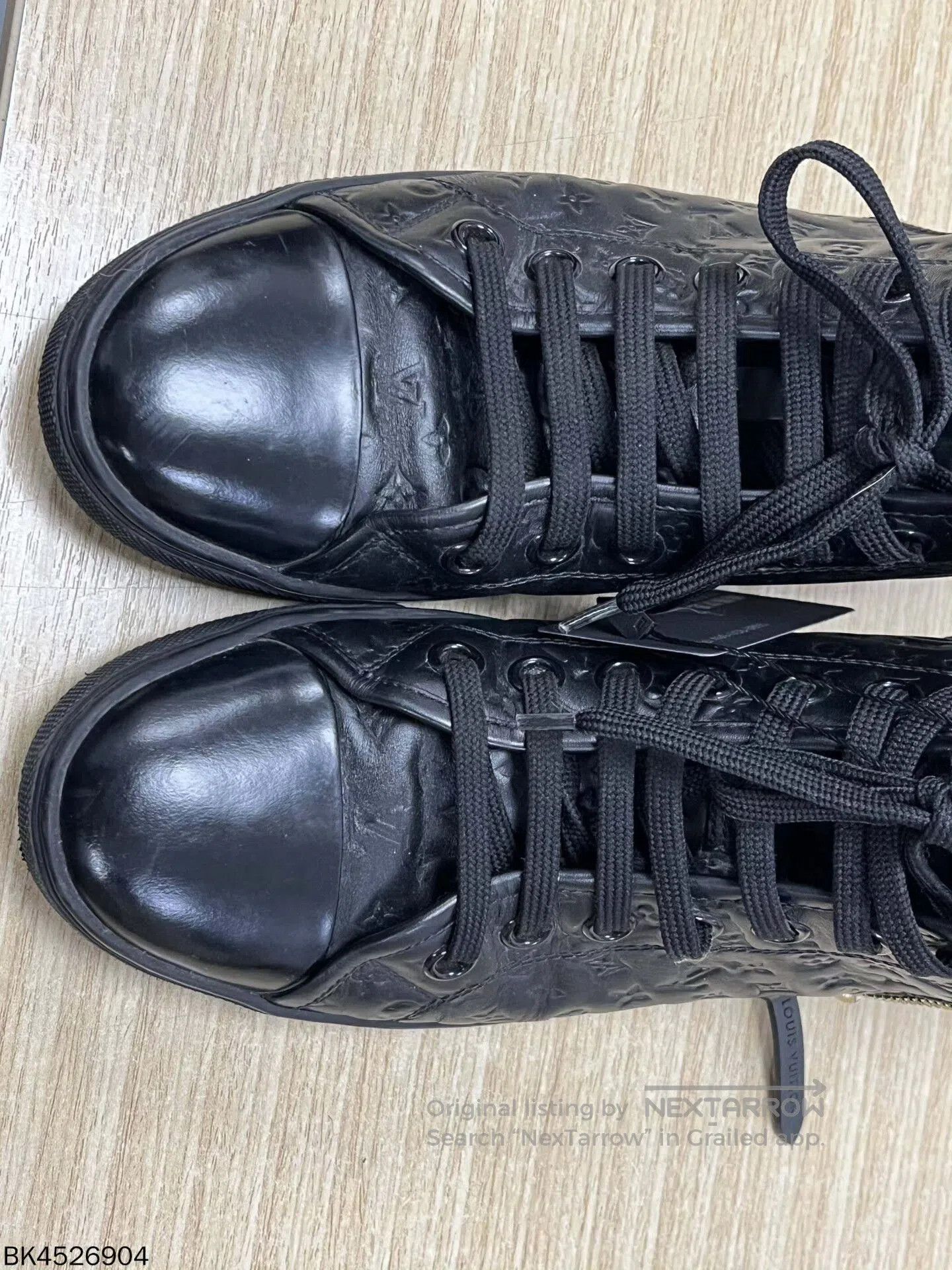 Louis Vuitton louis vuitton high-top leather sneakers size 37. Size US 5 / EU 37 - 4 Thumbnail
