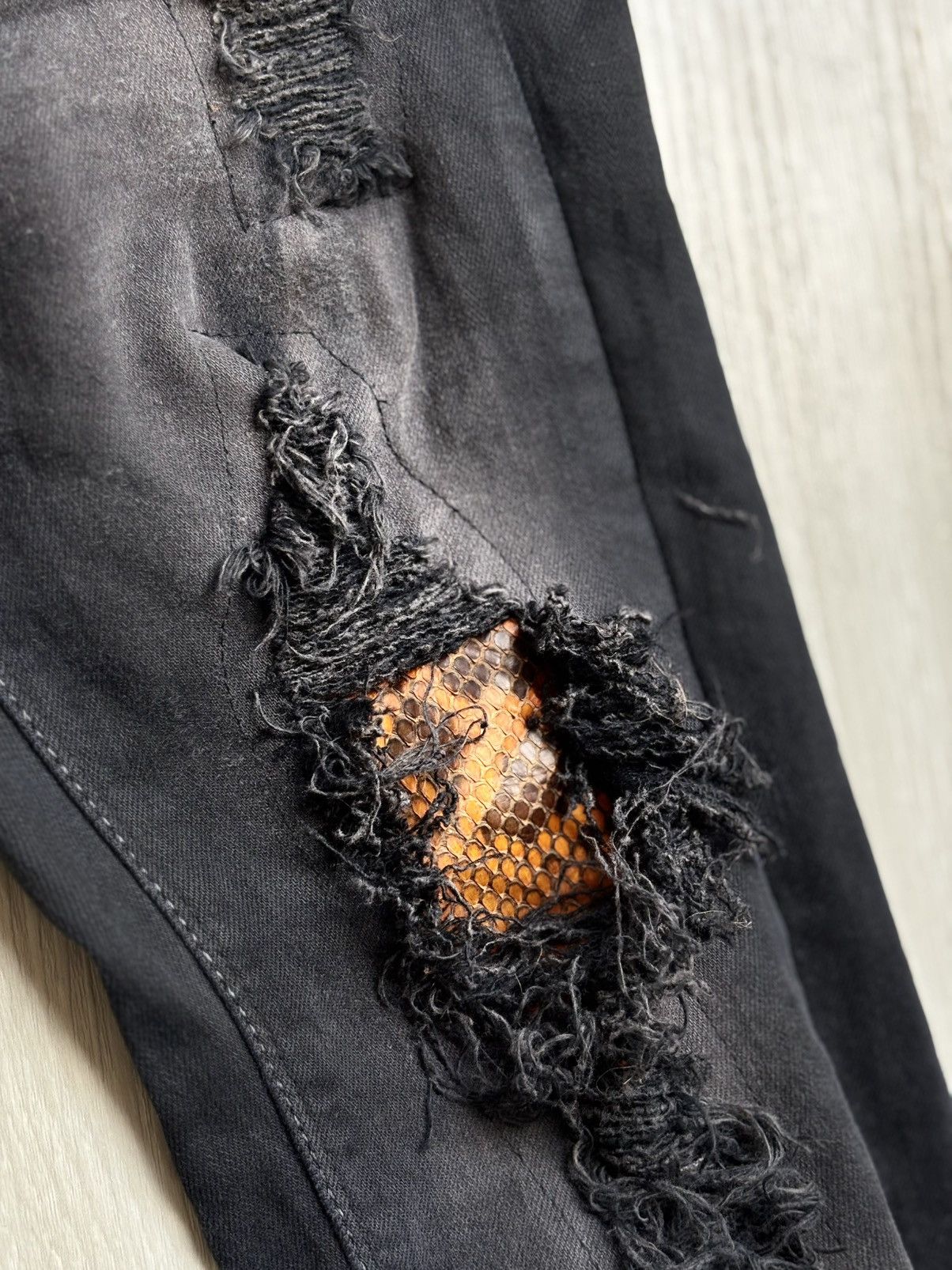 GOSTAR DE FUGA FUGA distressed flare jeans Size US 26 / EU 42 - 3 Thumbnail