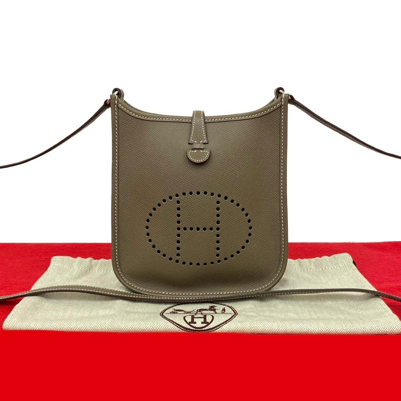 Hermes Hermes Hermes Evelyne TPM16 Calfskin Shoulder Bag Leather Shoulder Bag Stamp L (2008) DUTY FREE for USA Size ONE SIZE - 1 Thumbnail