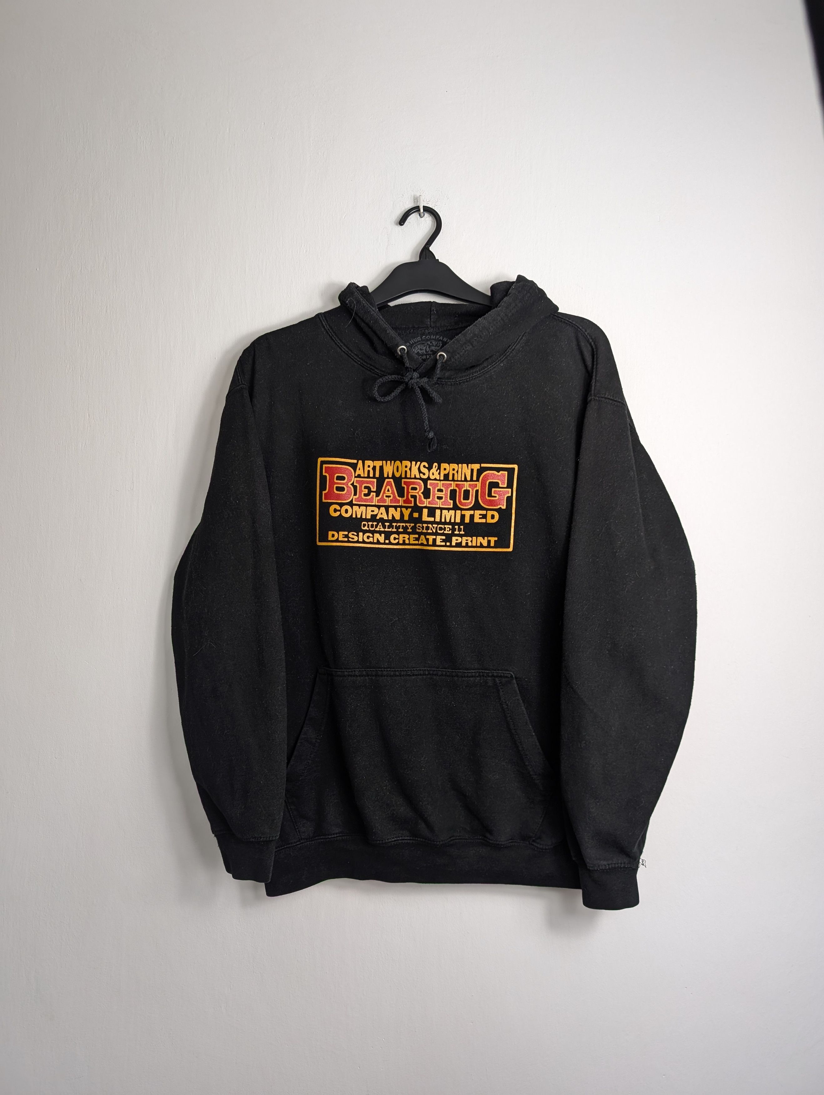 Vintage Bearhug Artworks & Print Hoodie Black Streetwear Graphic Size US L / EU 52-54 / 3 - 1 Thumbnail