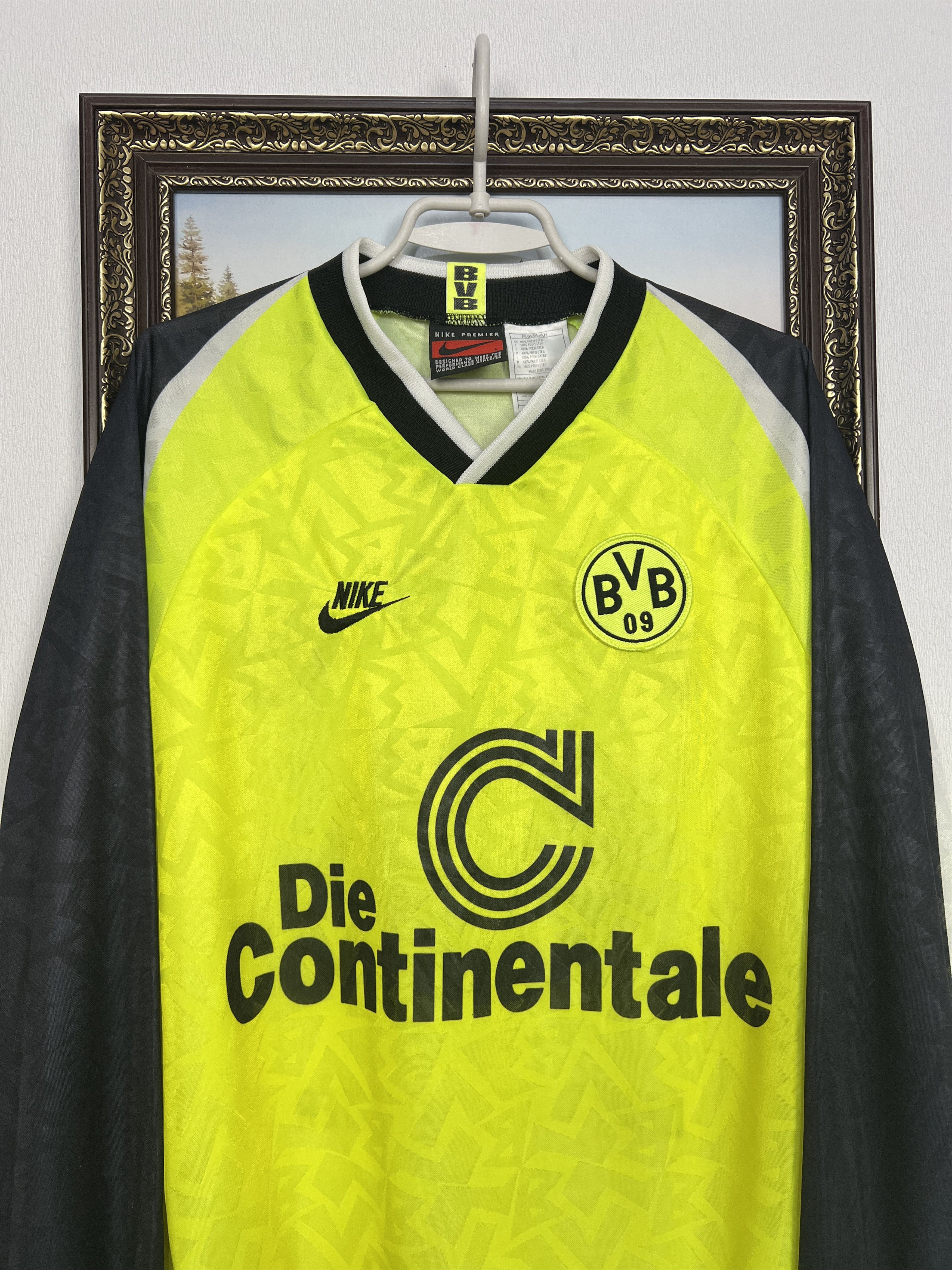 Nike Borussia Dortmund football shirt Soccer Long Sleeve Jersey Size US L / EU 52-54 / 3 - 2 Thumbnail