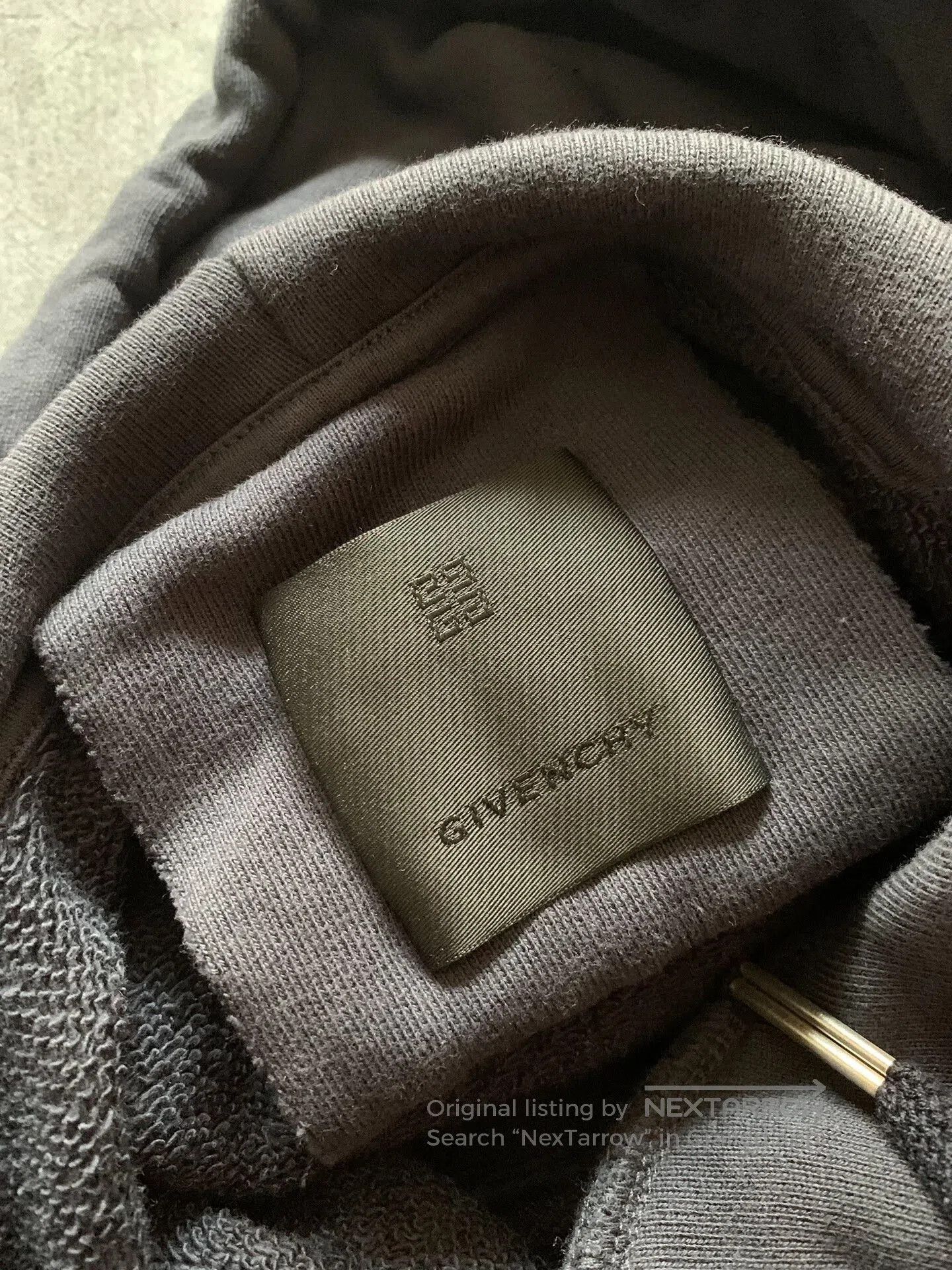 Givenchy Givenchy Embroidered Heavyweight Sweatshirt. Size US XL / EU 56 / 4 - 7 Thumbnail