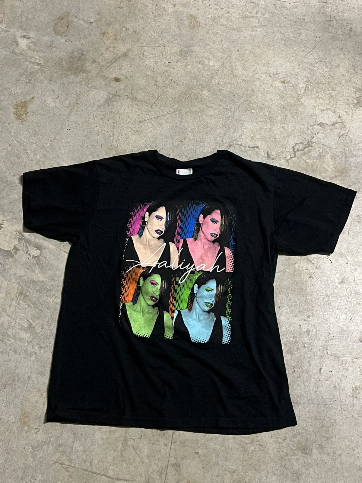 Cross Colours × Vintage Aaliyah Cross 90s/Y2k Colours graphic tee Size US L / EU 52-54 / 3 - 1 Thumbnail