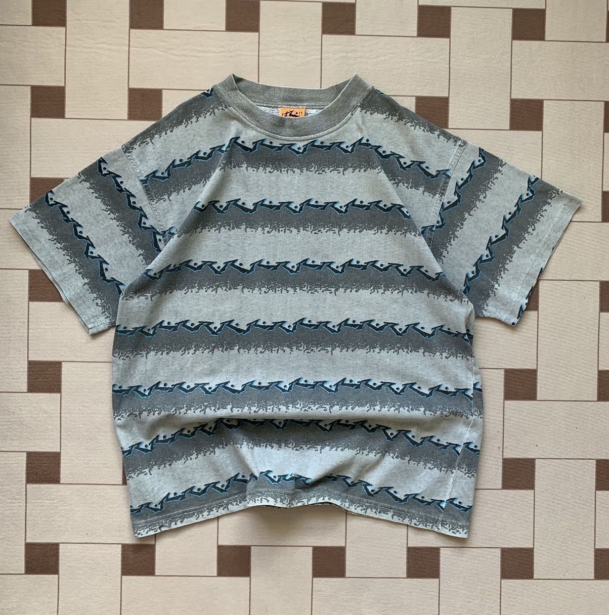 Rusty × Vintage Vintage Rusty AOP Surf Tshirt Size US XL / EU 56 / 4 - 1 Thumbnail