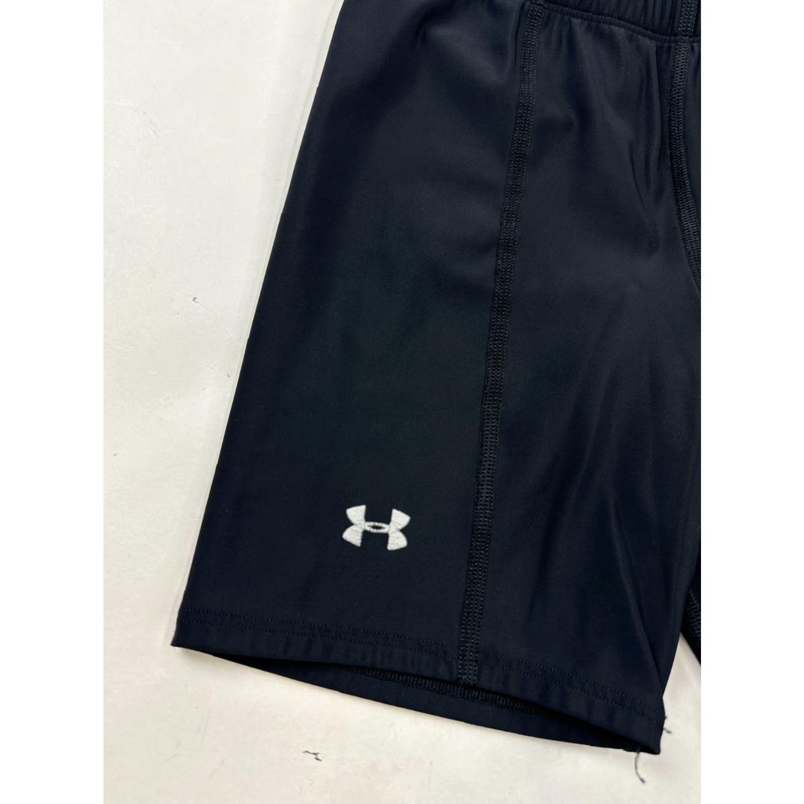 Under Armour Under Armour Shorts Womens Small Black Compression Elastic Waistband Athletic Sports Size 42" / US 20 - 3 Thumbnail
