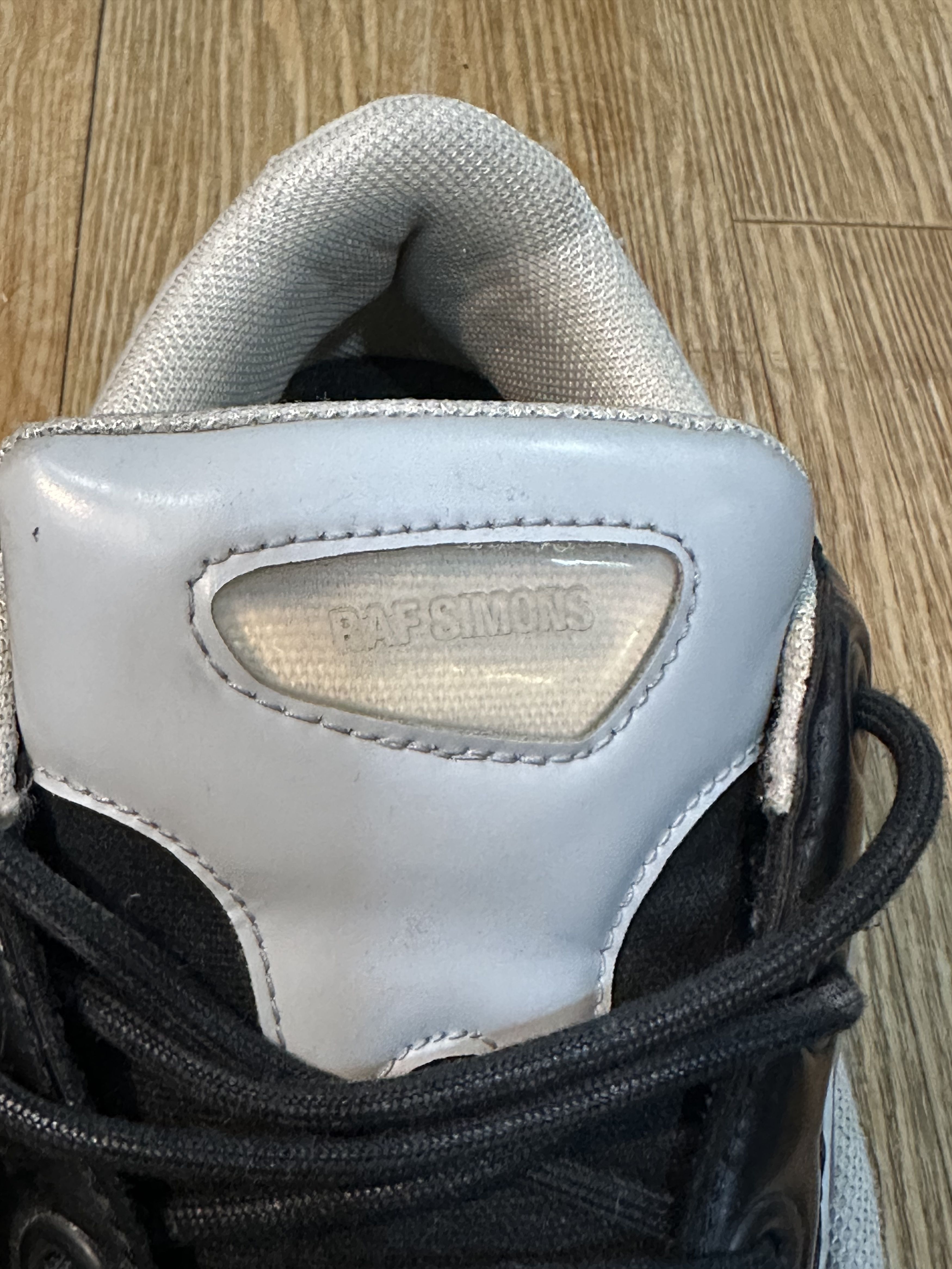 Adidas × Raf Simons raf simons x adidas Ozweego Size US 8.5 / EU 41-42 - 5 Thumbnail