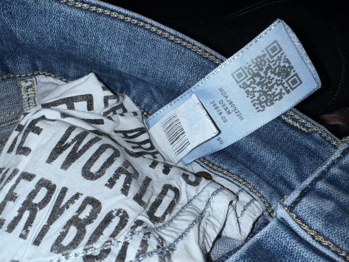 True Religion Relaxed Skinny Light Blue Denim | True Religion Size US 30 / EU 46 - 7 Thumbnail
