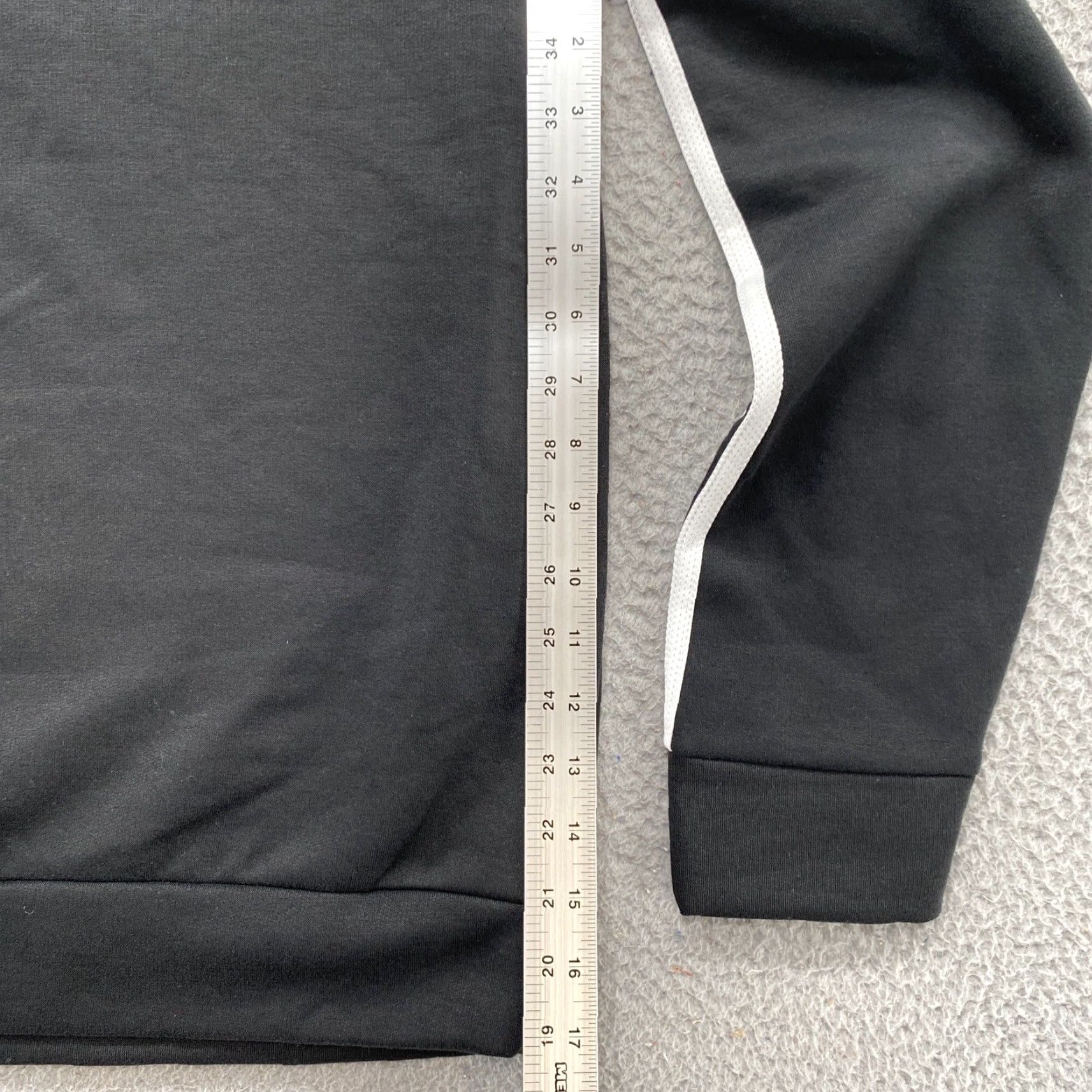 Adidas adidas Sweatshirt PrimeGreen Striped Black White Logo Crewneck Pullover Men’s Size M Size US M / EU 48-50 / 2 - 5 Thumbnail