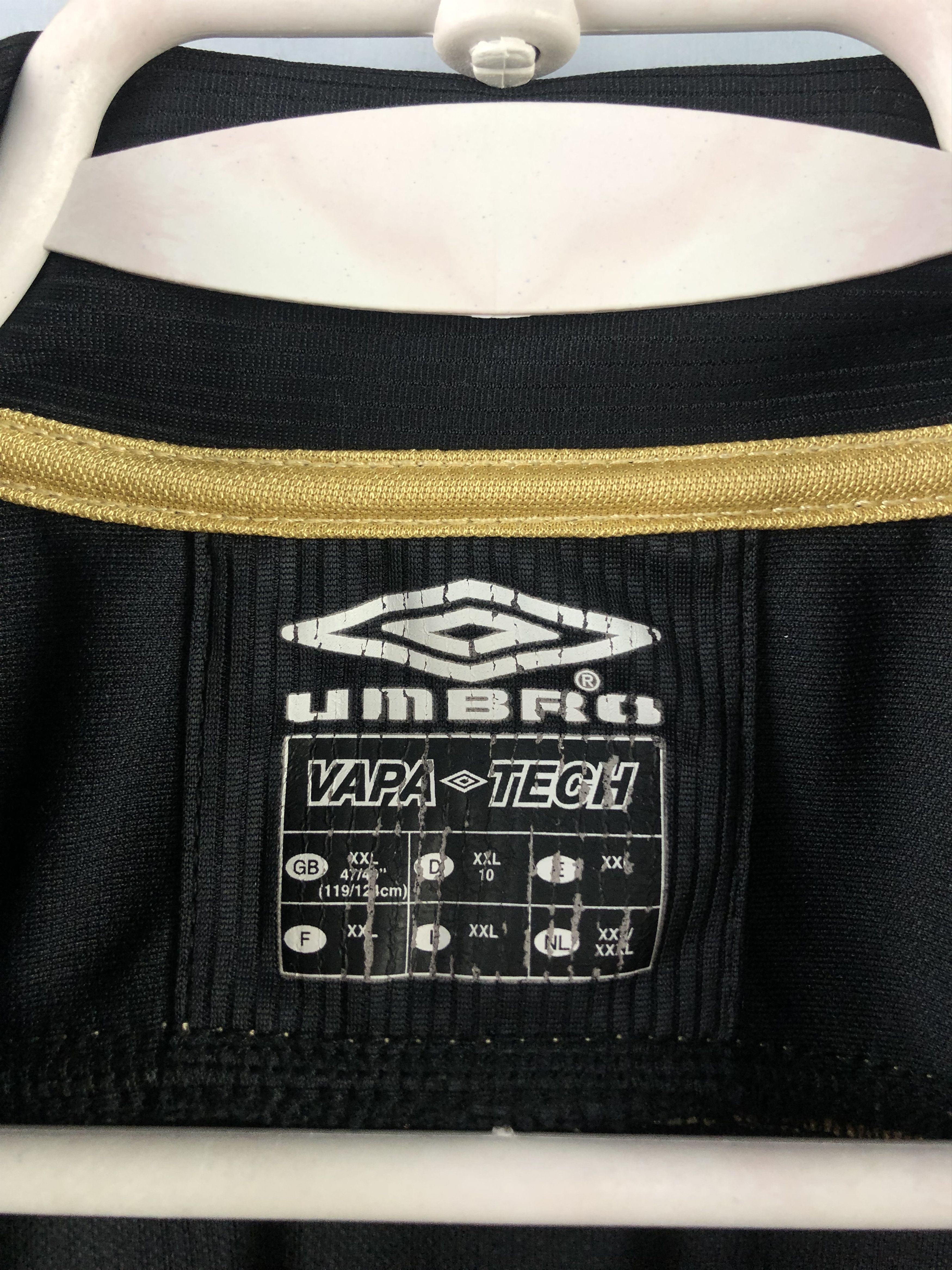 Umbro Celtic football shirt 2003 Soccer Umbro Jersey Black Trikot Size US XXL / EU 58 / 5 - 8 Thumbnail