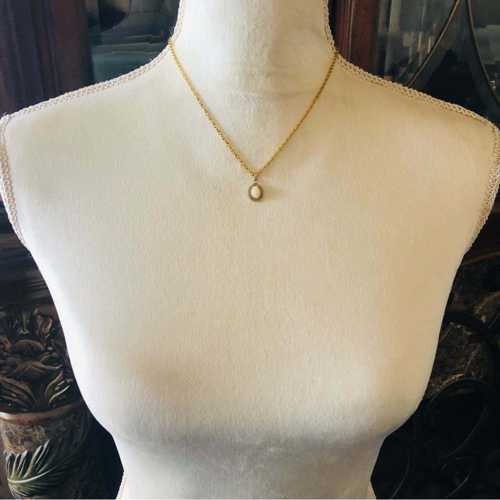 Vintage Vintage genuine opal 12kt gold filled pendant necklace Size ONE SIZE - 9 Thumbnail