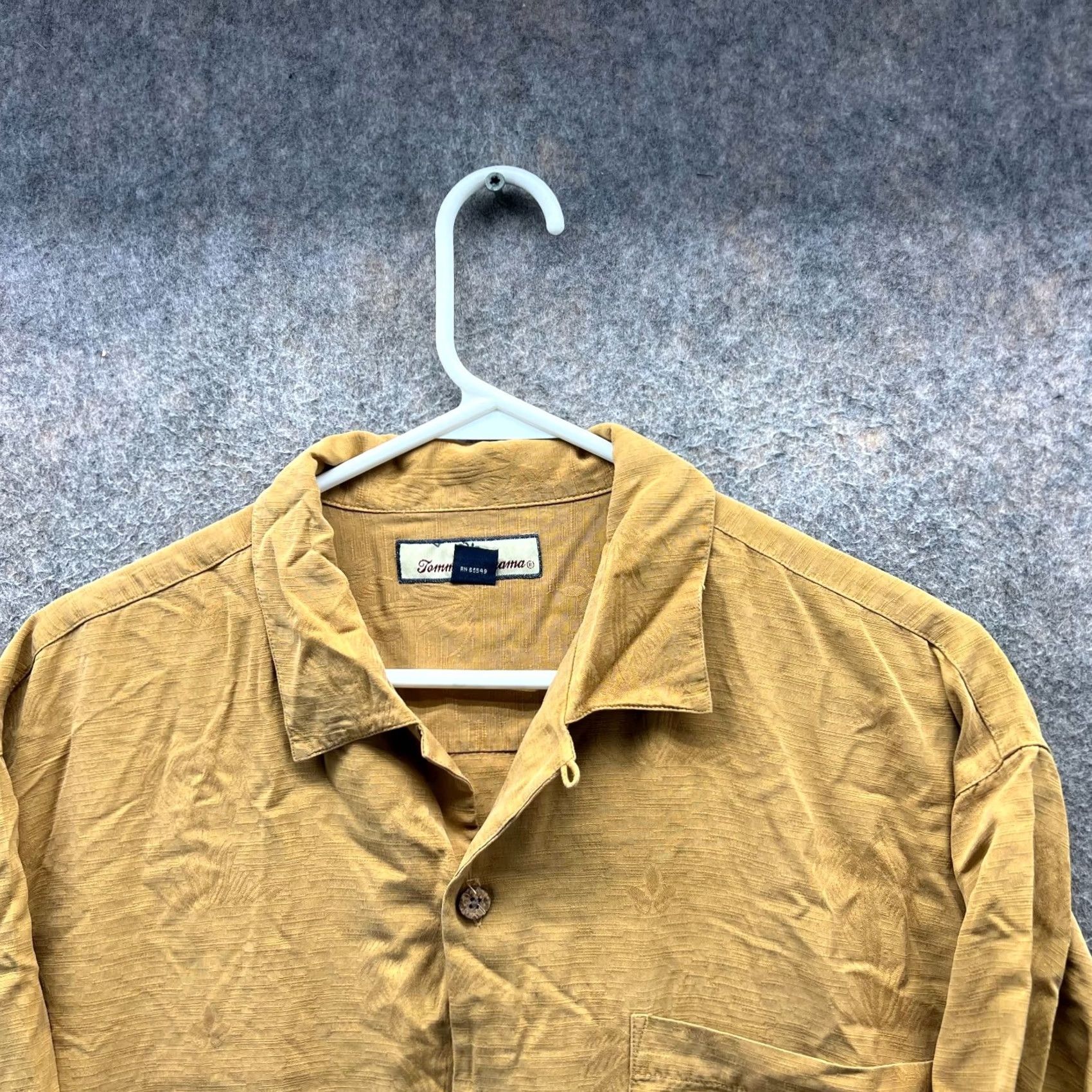 Tommy Bahama Tommy Bahama Shirt Mens Medium Yellow Button Down Palms Hawaiian Silk Short Sleeve Regular Fit Size US M / EU 48-50 / 2 - 7 Thumbnail