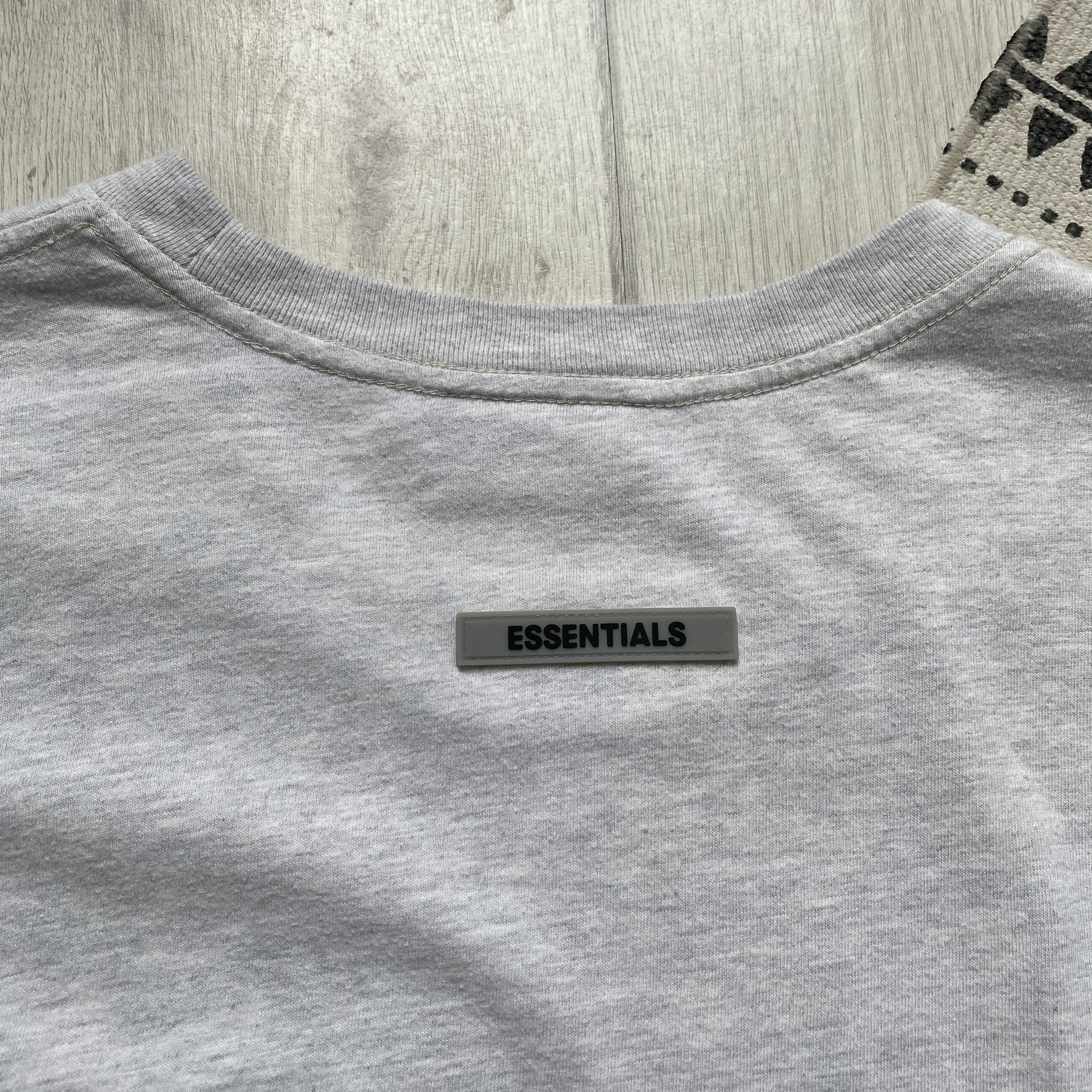 Fear of God 🕸️ Vintage Essentials Fear of Good tee oversized Size US XL / EU 56 / 4 - 8 Thumbnail