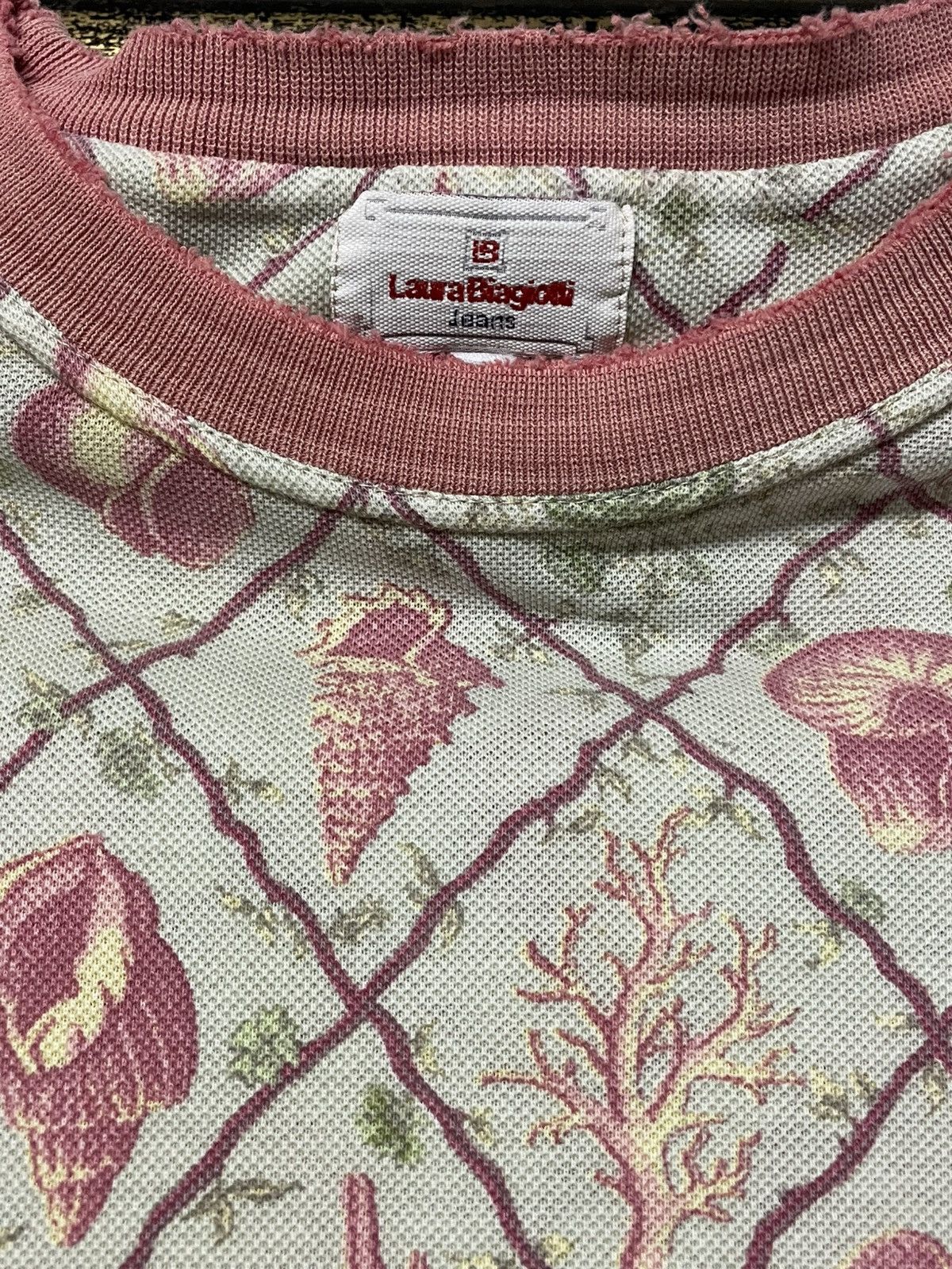 Laura Biagiotti Vintage 1990s Designer Laura Biagiotti Fullprint Nature Tee Size US M / EU 48-50 / 2 - 8 Thumbnail