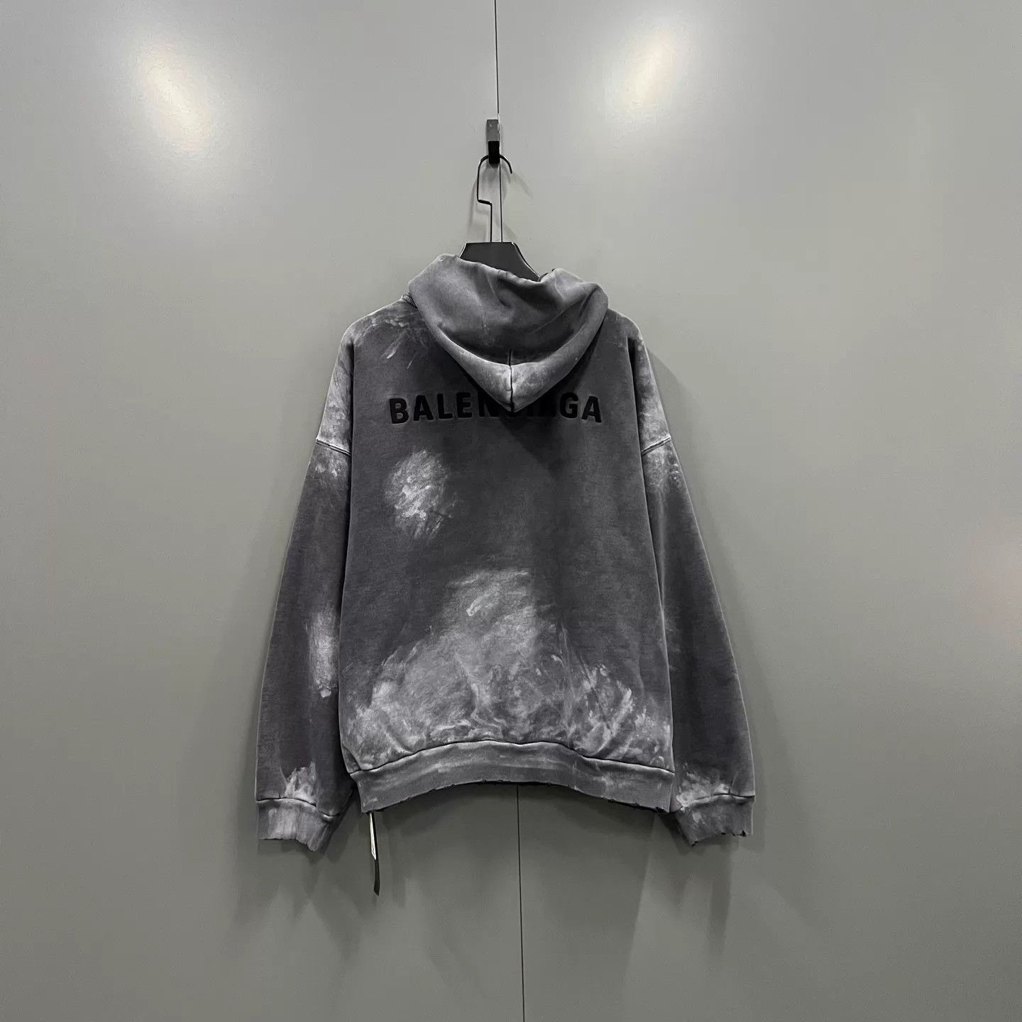 Balenciaga Balenciaga washed tie-dye distressed hoodie L new Size US L / EU 52-54 / 3 - 3 Thumbnail