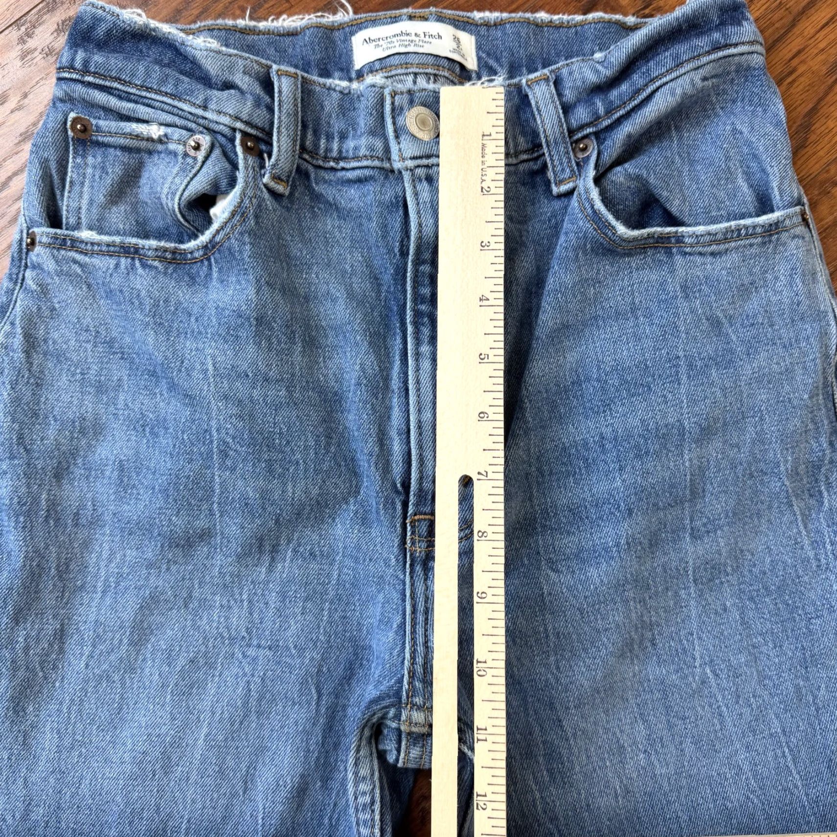 Abercrombie & Fitch Abercrombie & Fitch Jeans Women 26 Flare High Rise Medium Wash Denim Stretch 25x30 Blue Denim Jeans Women 26/2r Flared High Rise Stretch Size 42" / US 20 - 4 Thumbnail